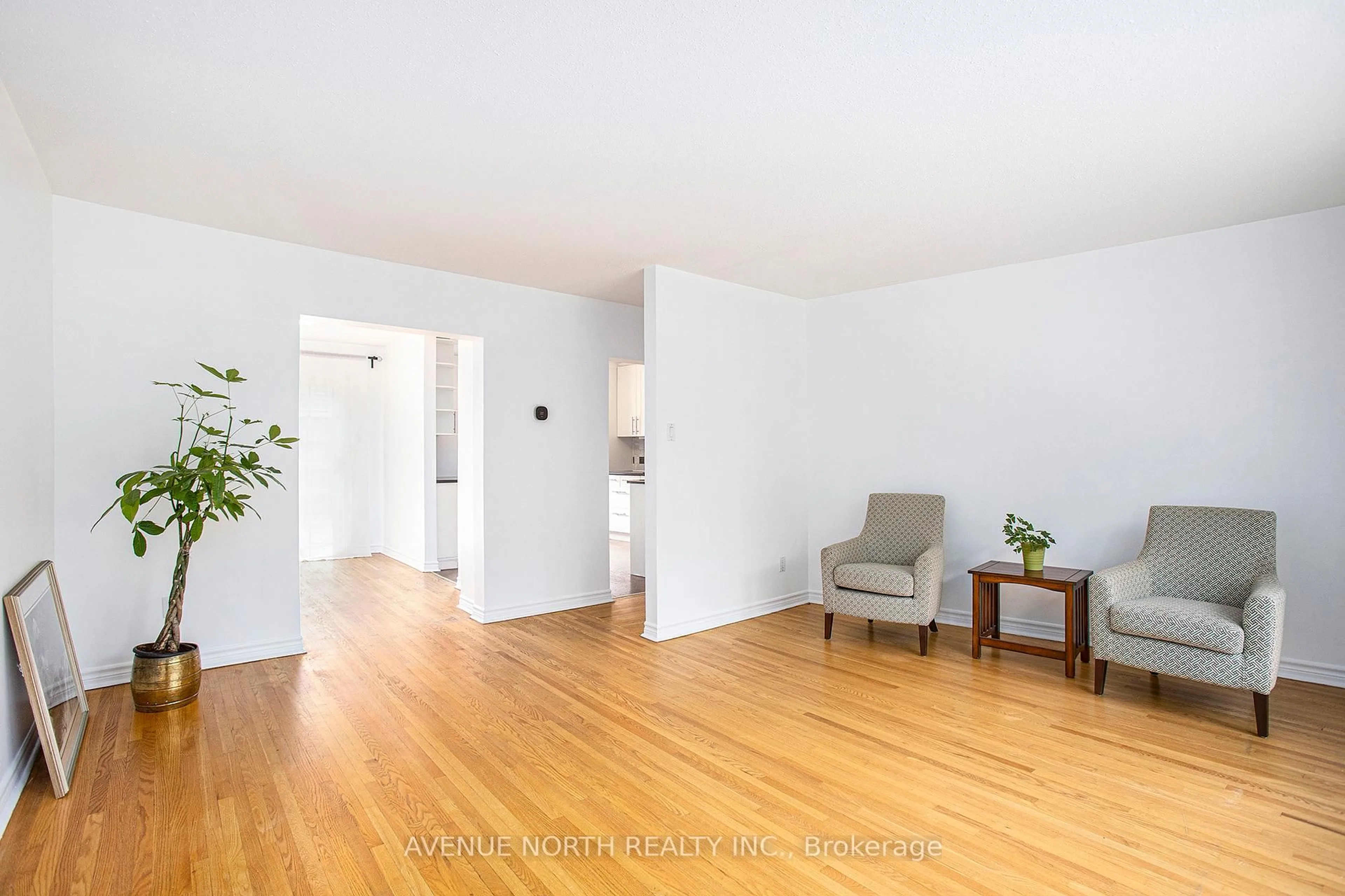 Unknown for 767 A Springland Dr, Ottawa Ontario K1V 6L9