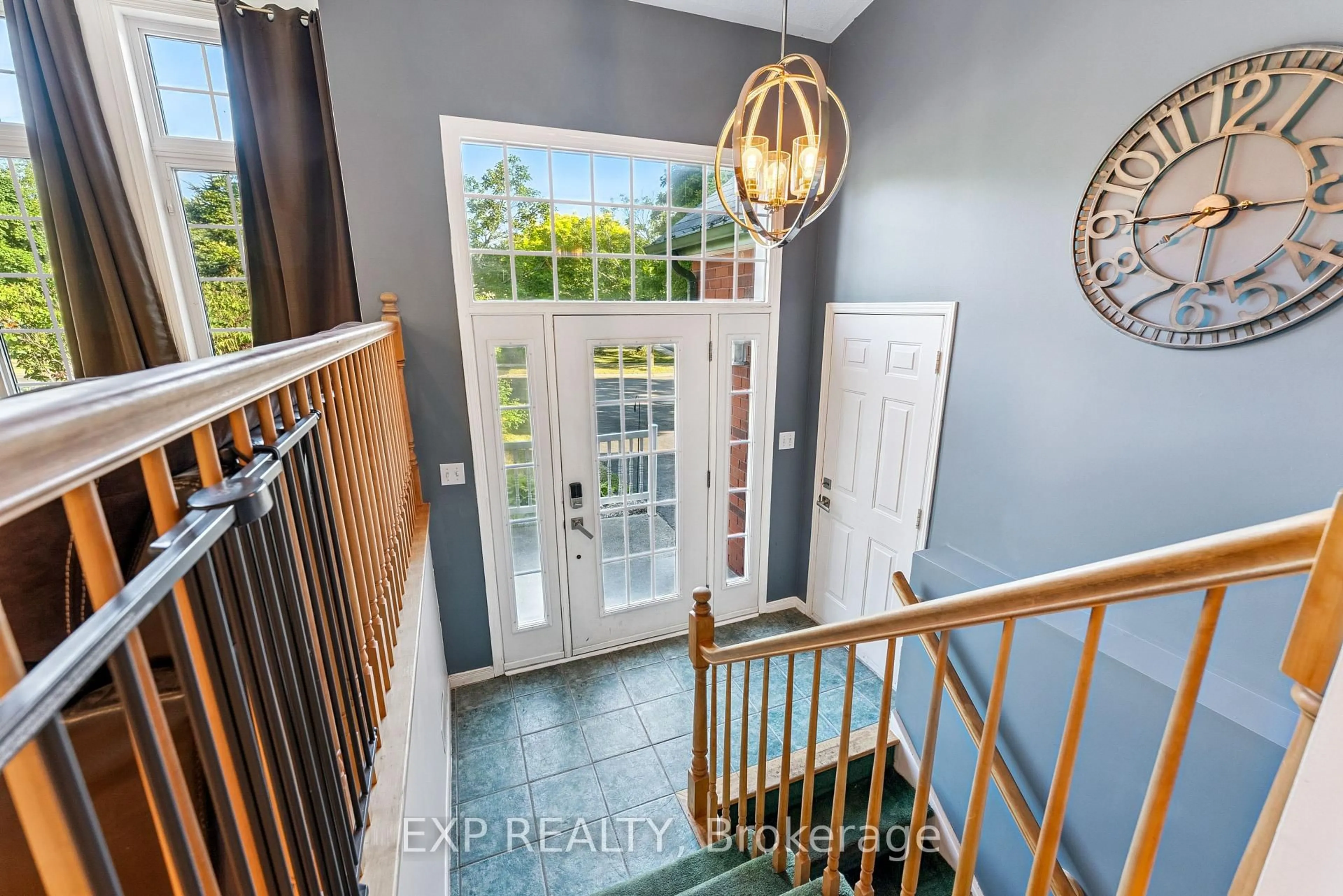 Indoor entryway for 3 Bayshore Dr, Bath Ontario K0H 1G0