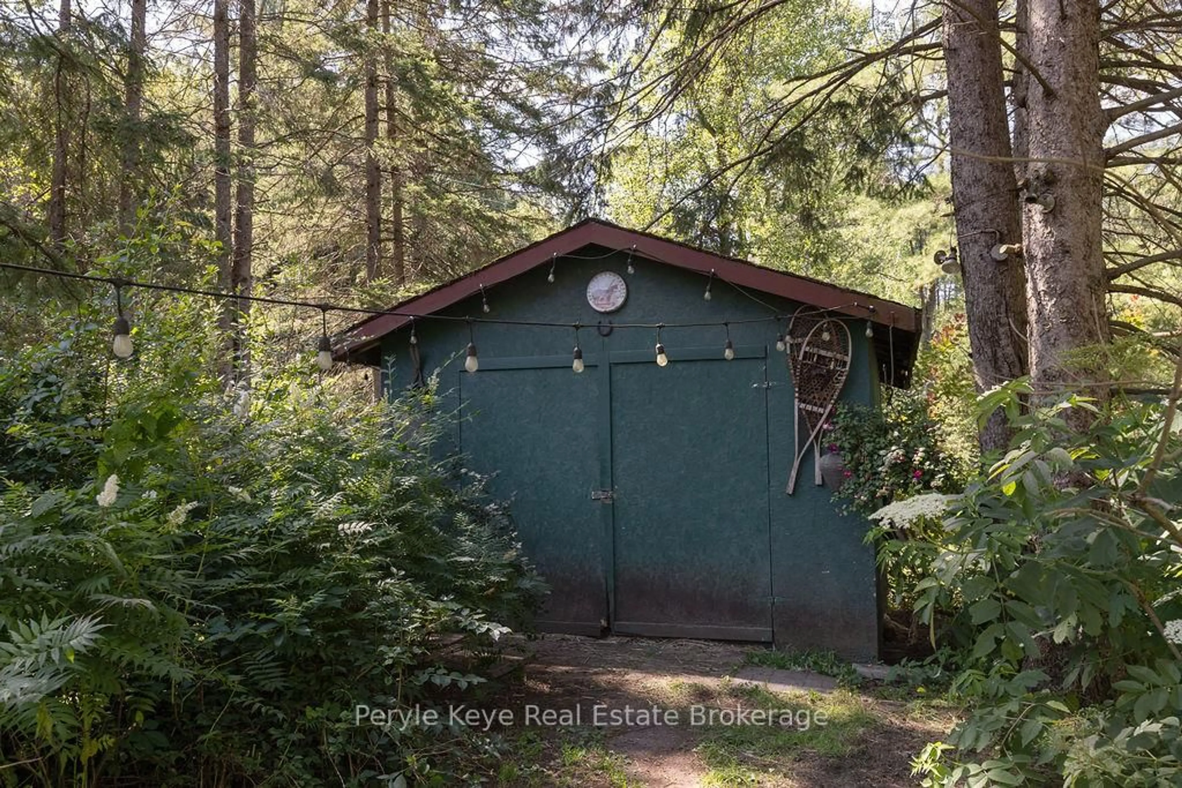 Shed for 2322 Old Muskoka Rd, Huntsville Ontario P0B 1M0