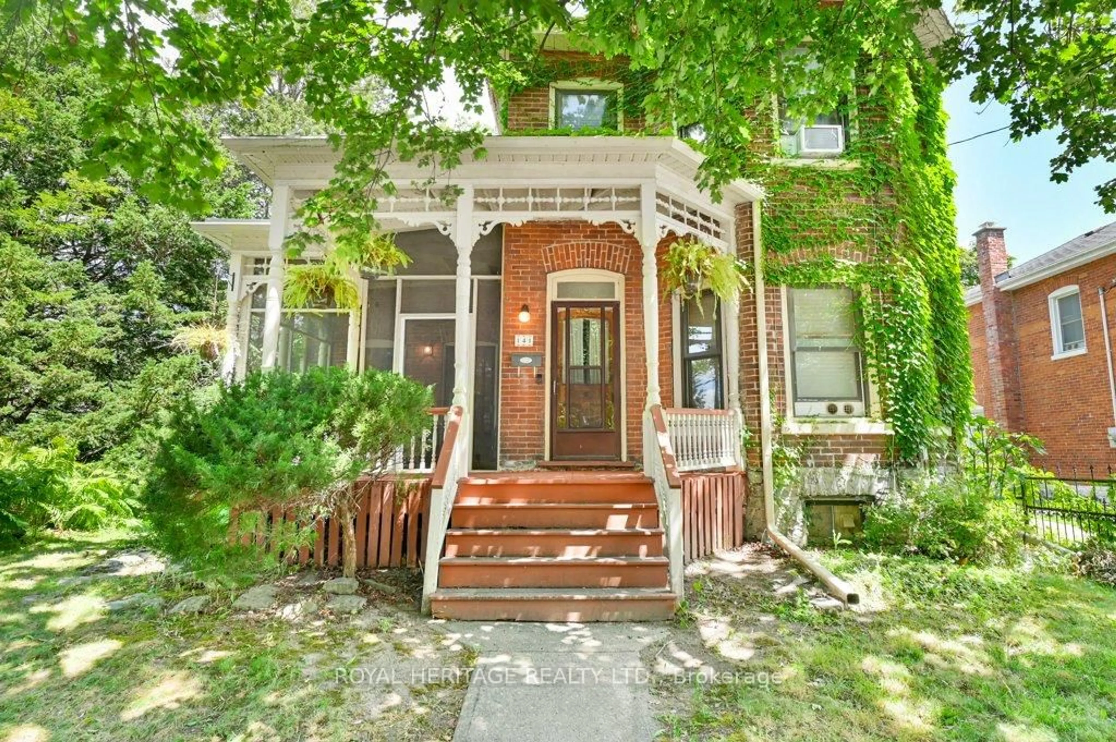 Home with brick exterior material, street for 141 Foster Ave, Belleville Ontario K8N 3P8