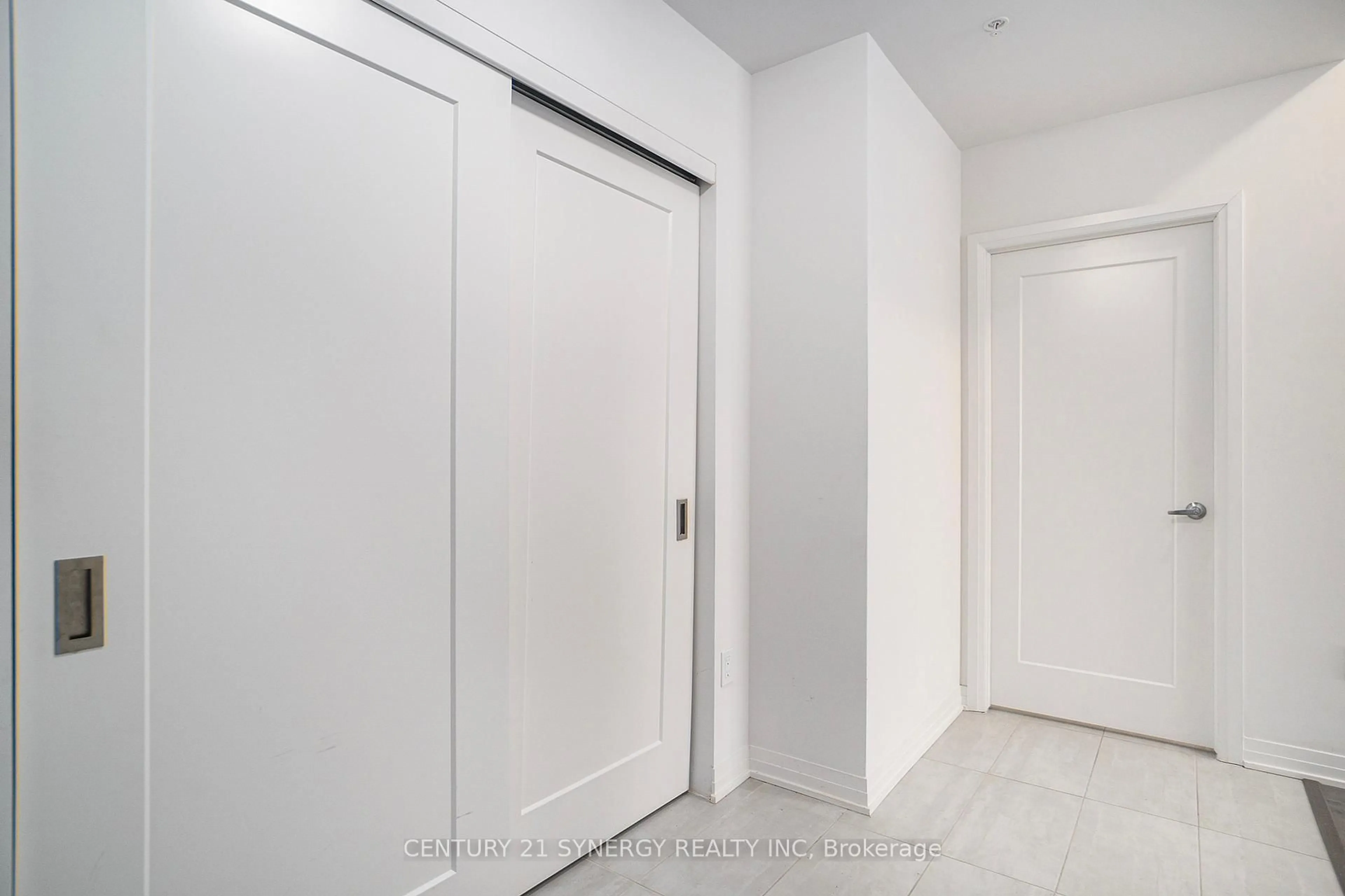 Unknown for 805 CARLING Ave #1002, Ottawa Ontario K1S 5W9
