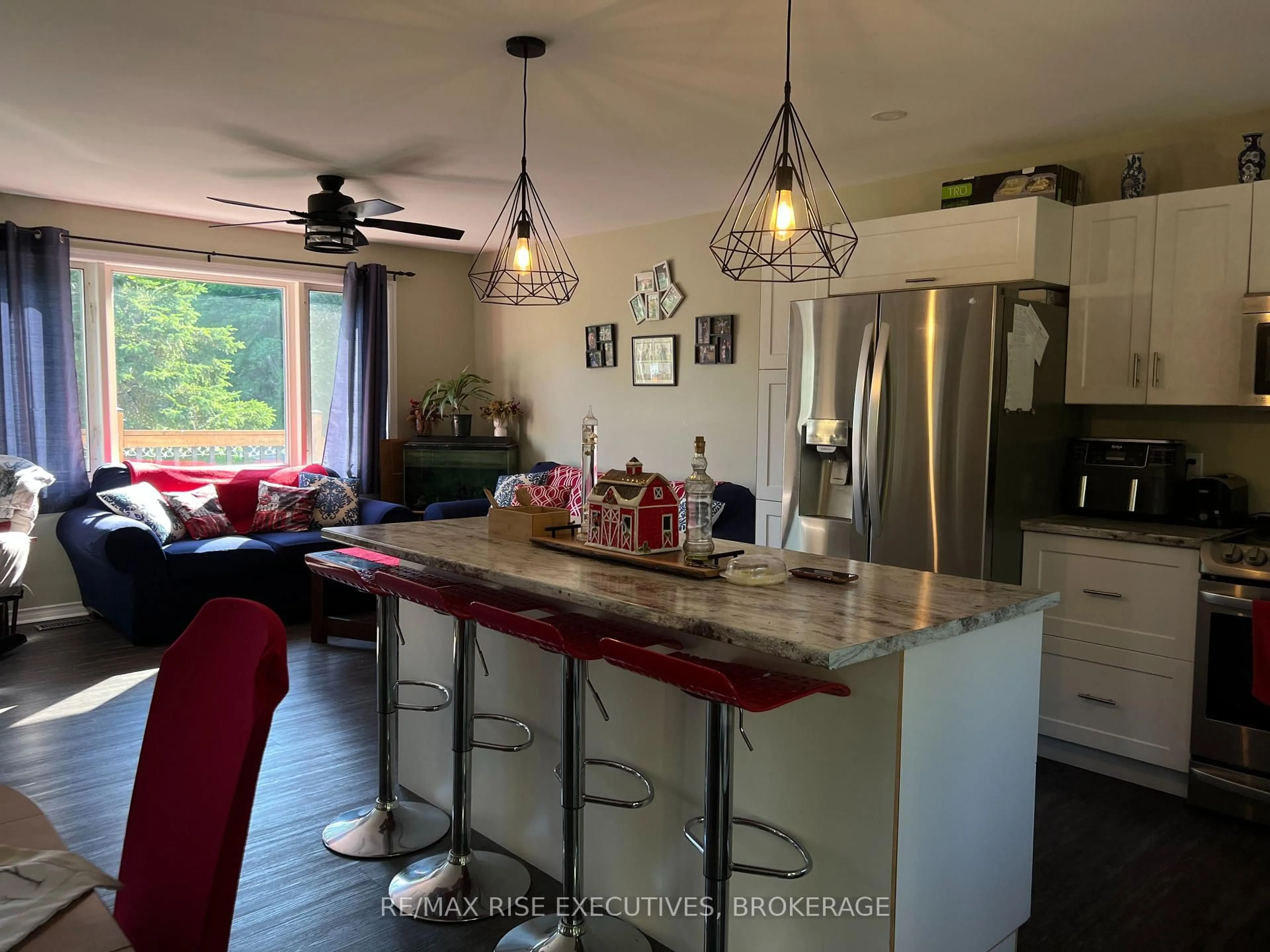 Open concept kitchen, unknown for 1002 School House Rd, Kemptville Ontario K0G 1J0
