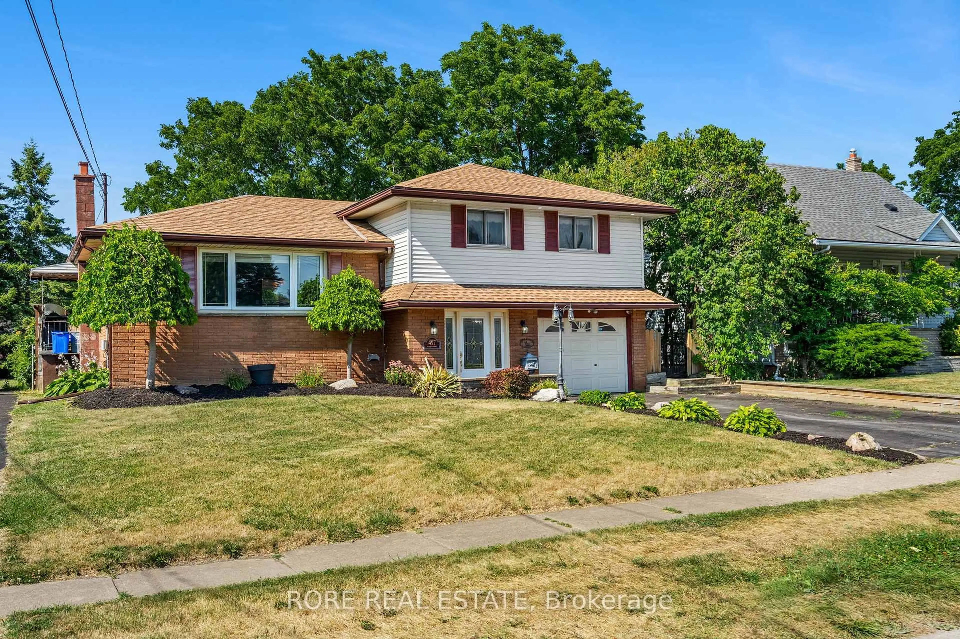 Home with brick exterior material, street for 497 Clarence St, Port Colborne Ontario L3K 3H3