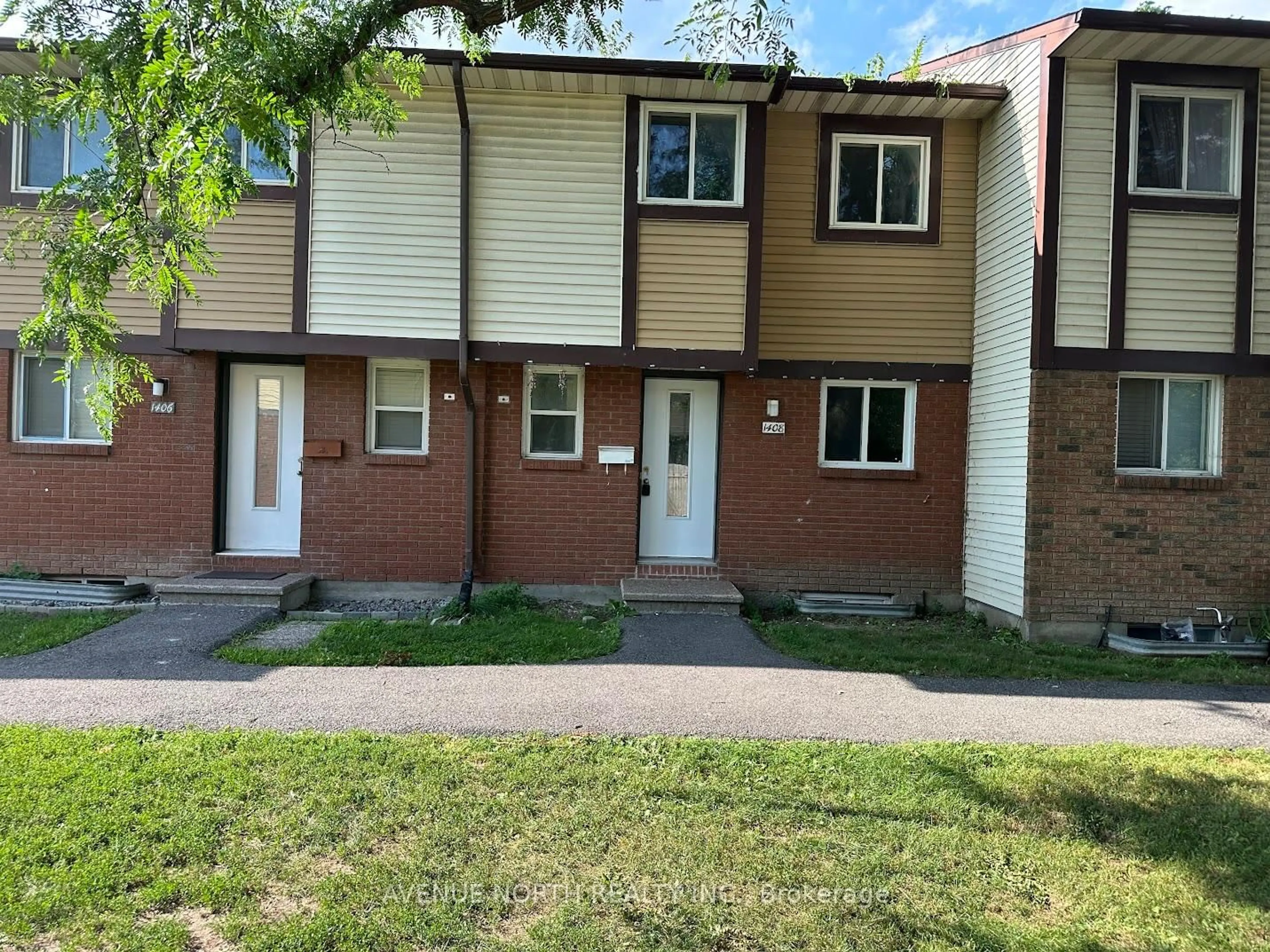 Unknown for 1408 Foxwell St #3, Ottawa Ontario K1B 5J4