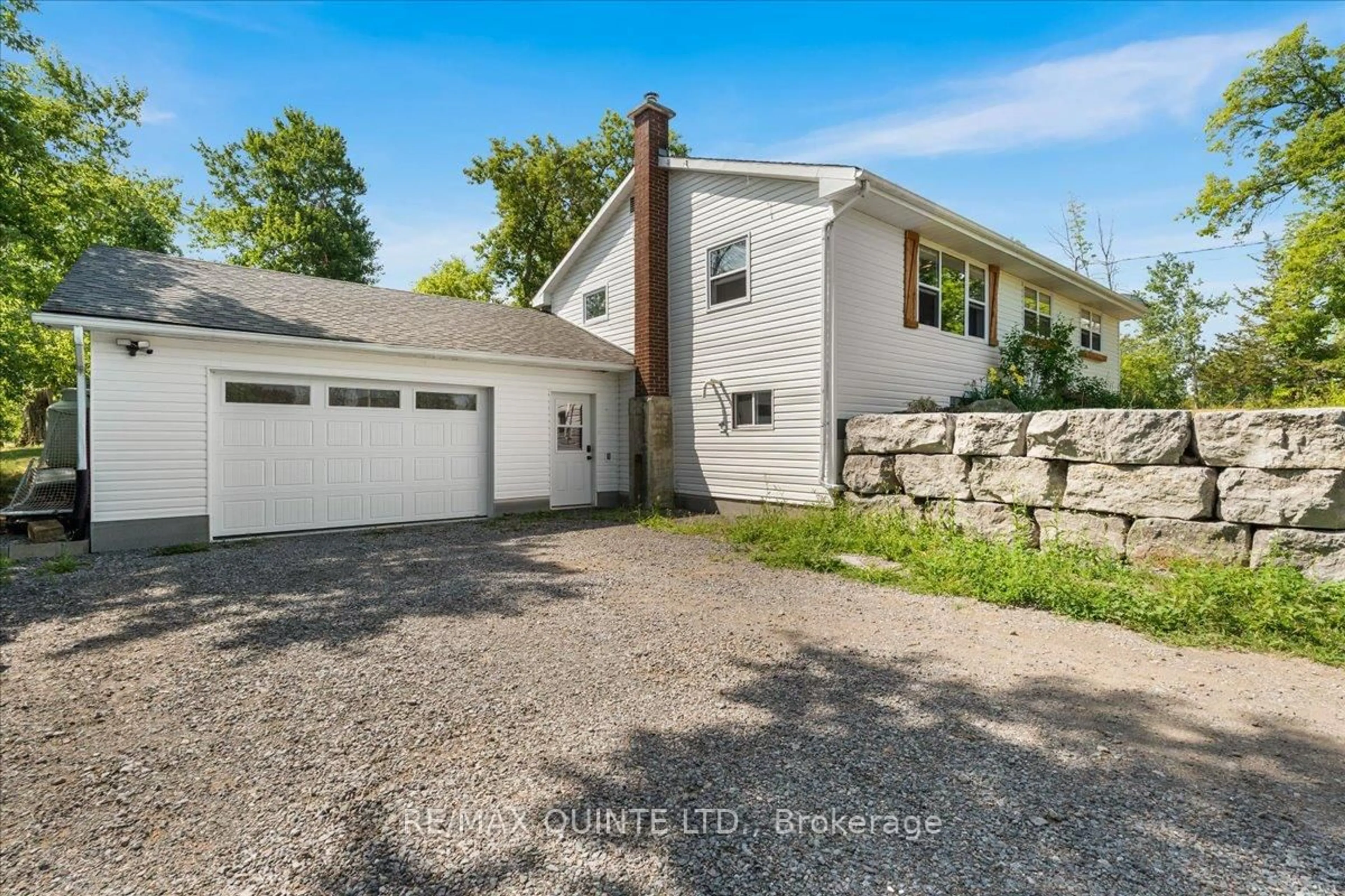 A pic from outside/outdoor area/front of a property/back of a property/a pic from drone, street for 594 Shannon Rd, Tyendinaga Ontario K0K 2V0