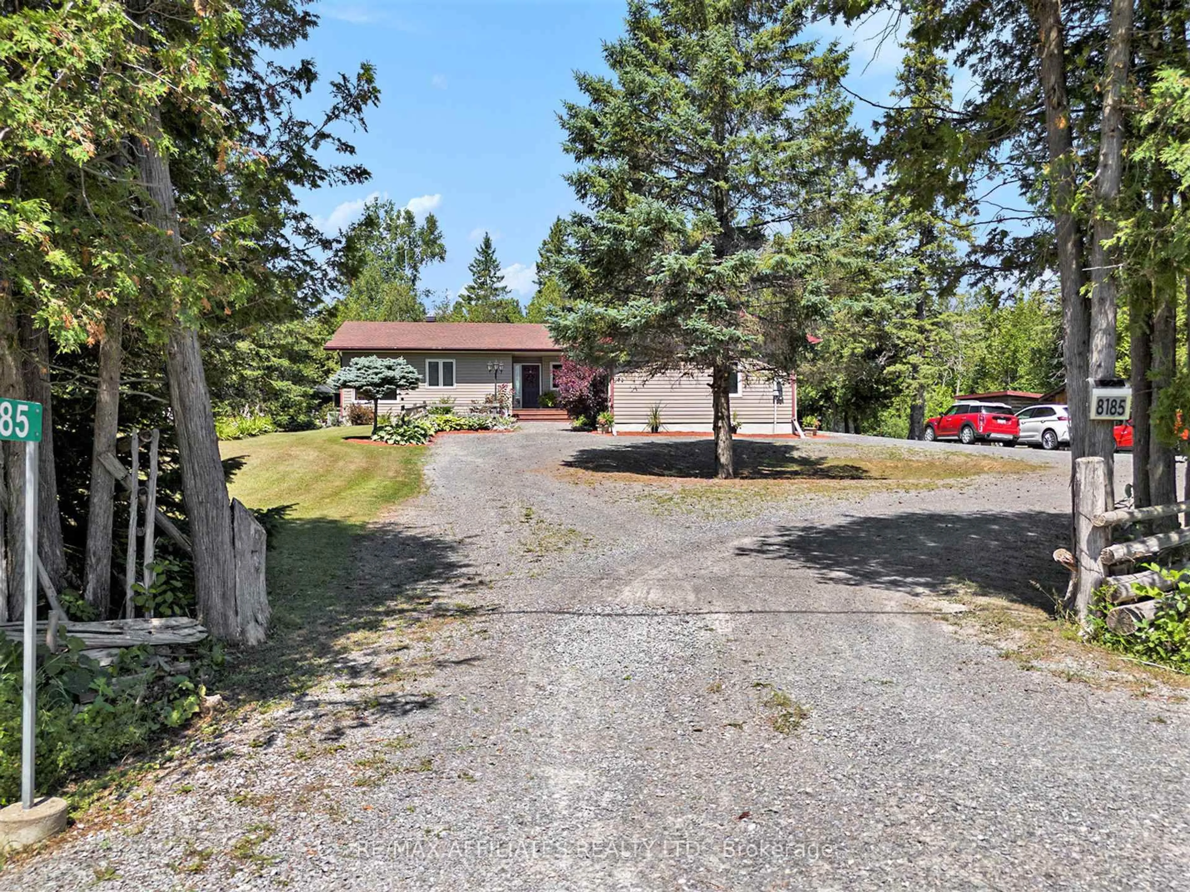A pic from outside/outdoor area/front of a property/back of a property/a pic from drone, street for 8185 Jock Tr, Richmond Ontario K0A 2Z0