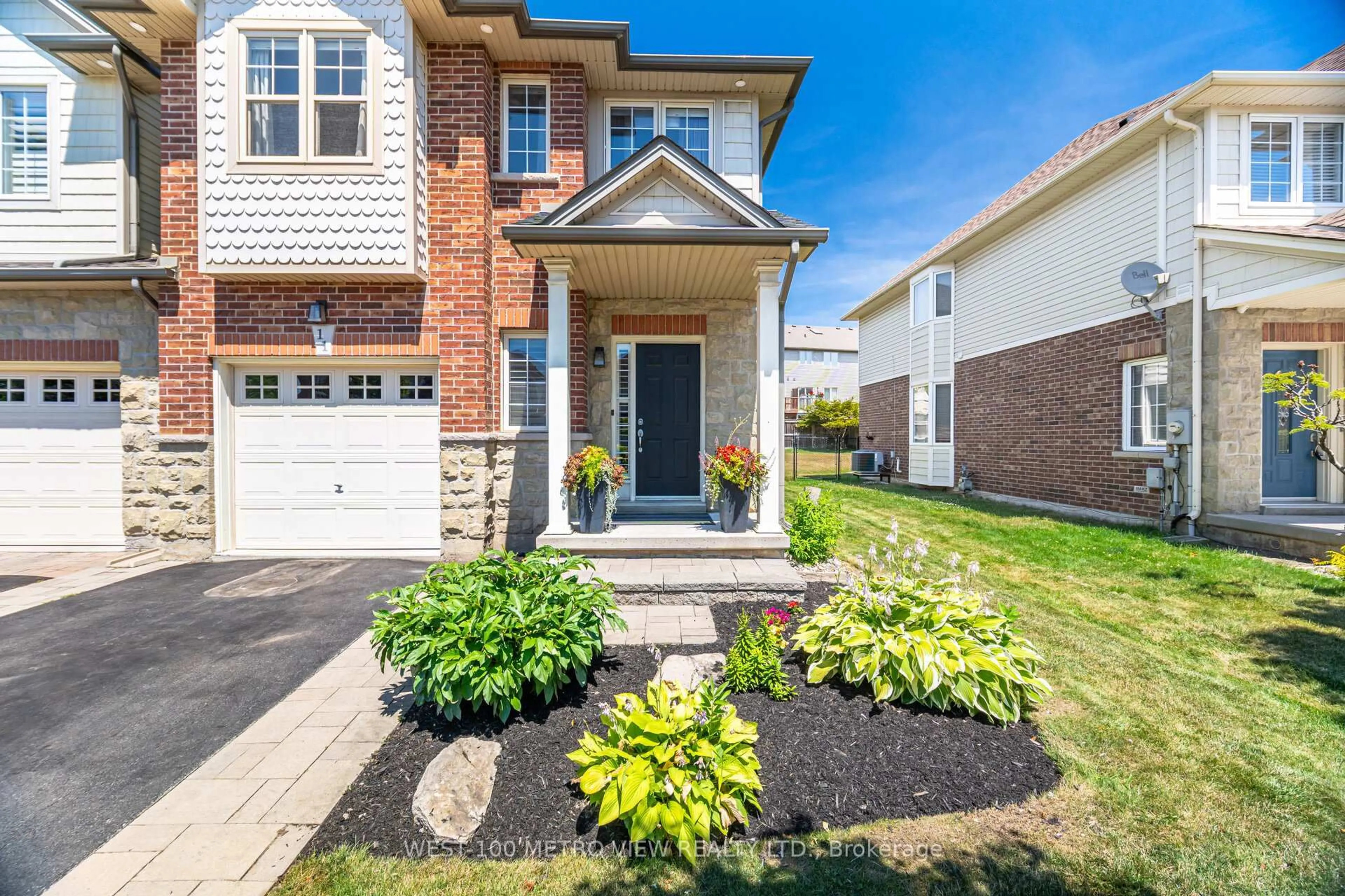 Home with brick exterior material, street for 11 Brooking Crt, Hamilton Ontario L9G 0A6