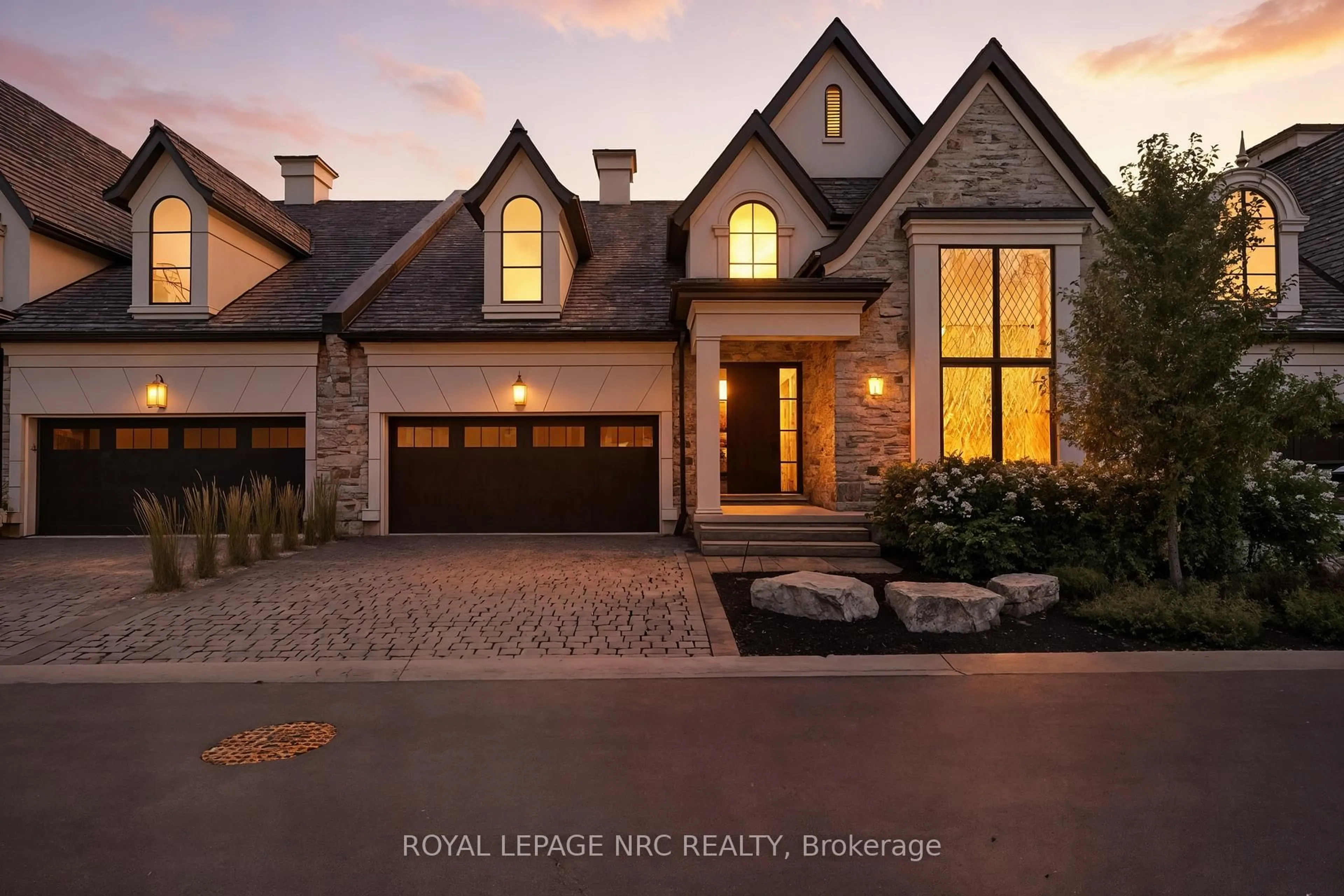 Home with brick exterior material, street for 34 Albion Way, Niagara-on-the-Lake Ontario L0S 1J0