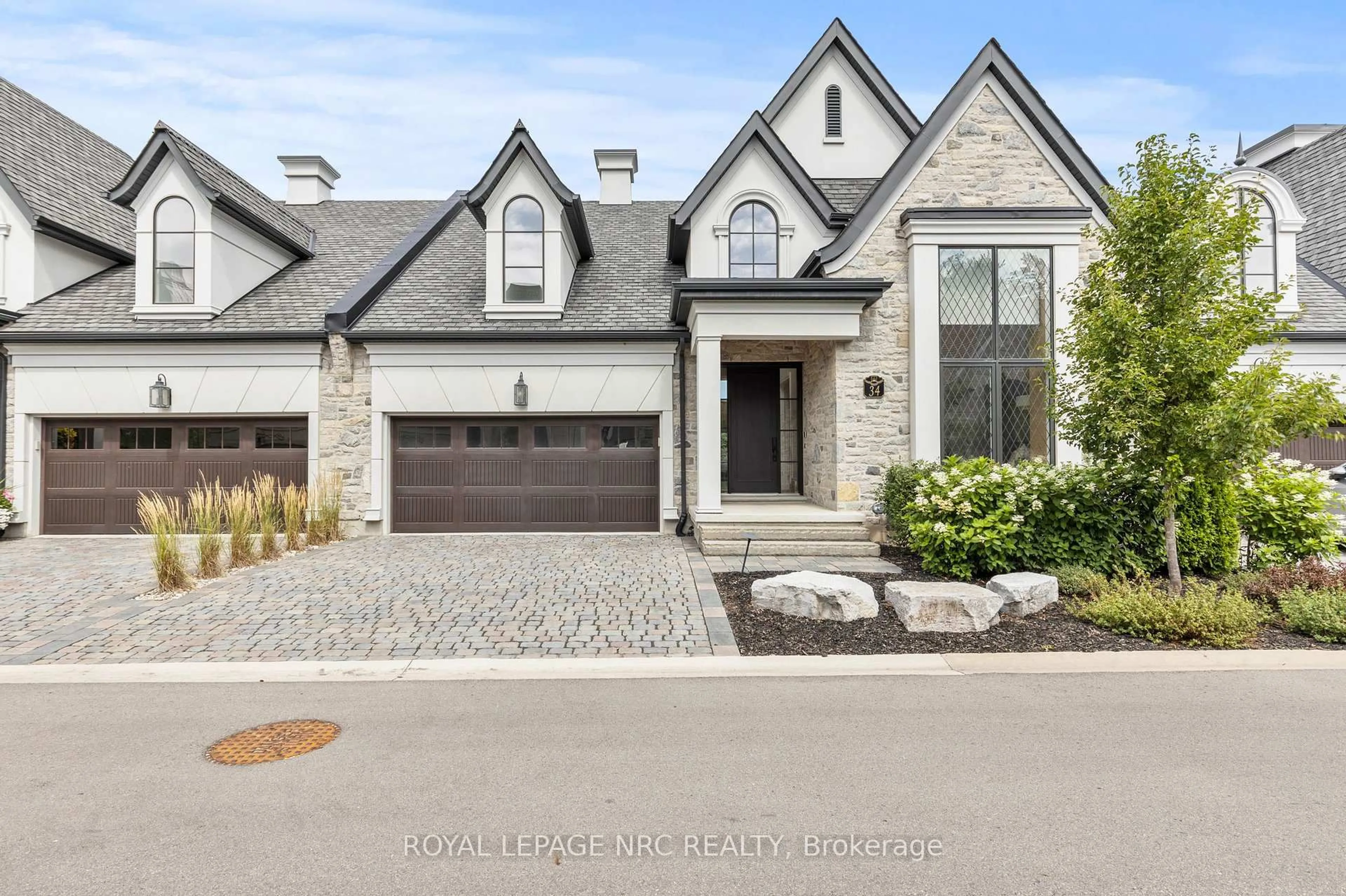 Home with brick exterior material, street for 34 Albion Way, Niagara-on-the-Lake Ontario L0S 1J0
