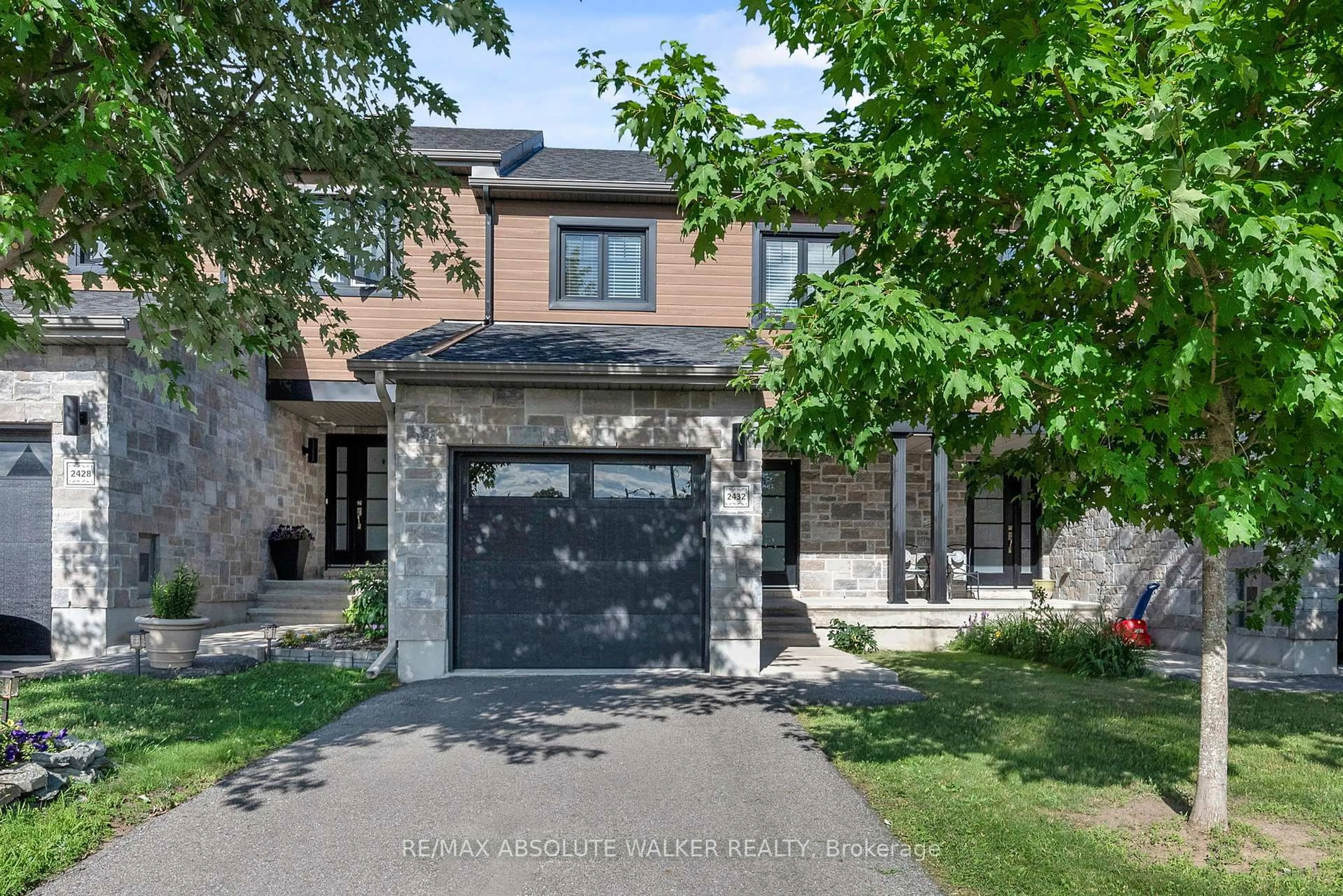 Home with brick exterior material, street for 2432 Marble Cres, Clarence-Rockland Ontario K4K 1P6