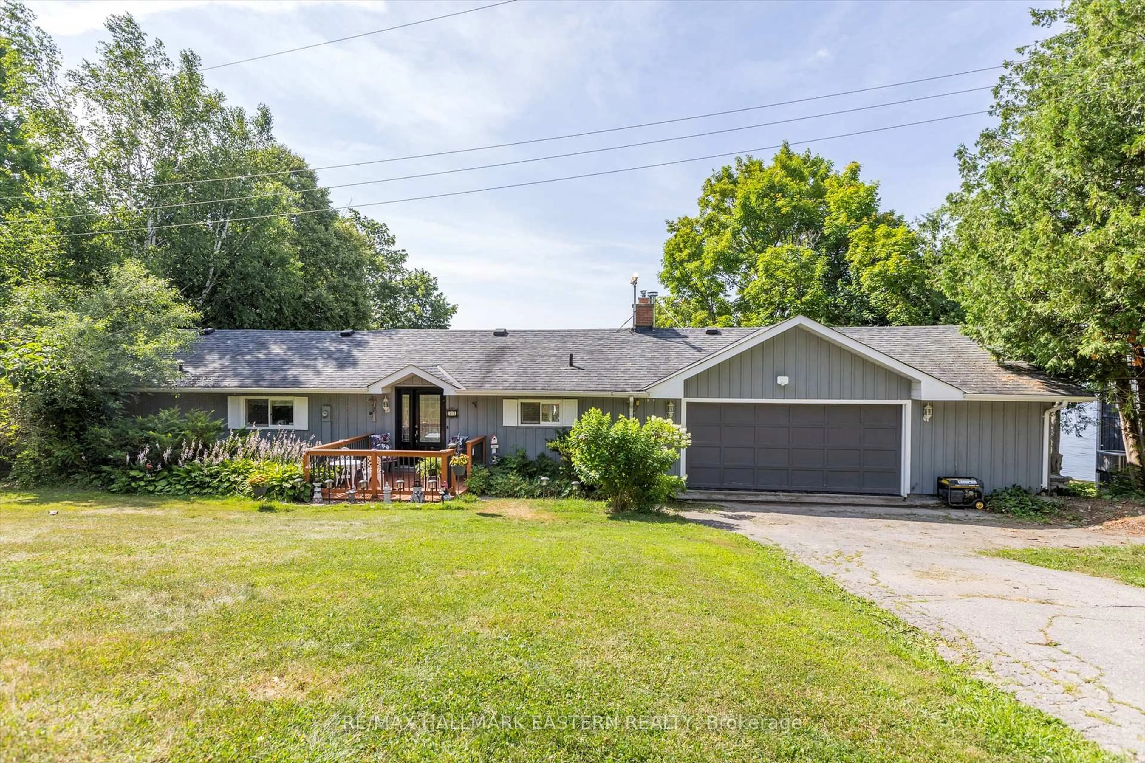 A pic from outside/outdoor area/front of a property/back of a property/a pic from drone, street for 51 Darling Dr, Selwyn Ontario K0L 2W0