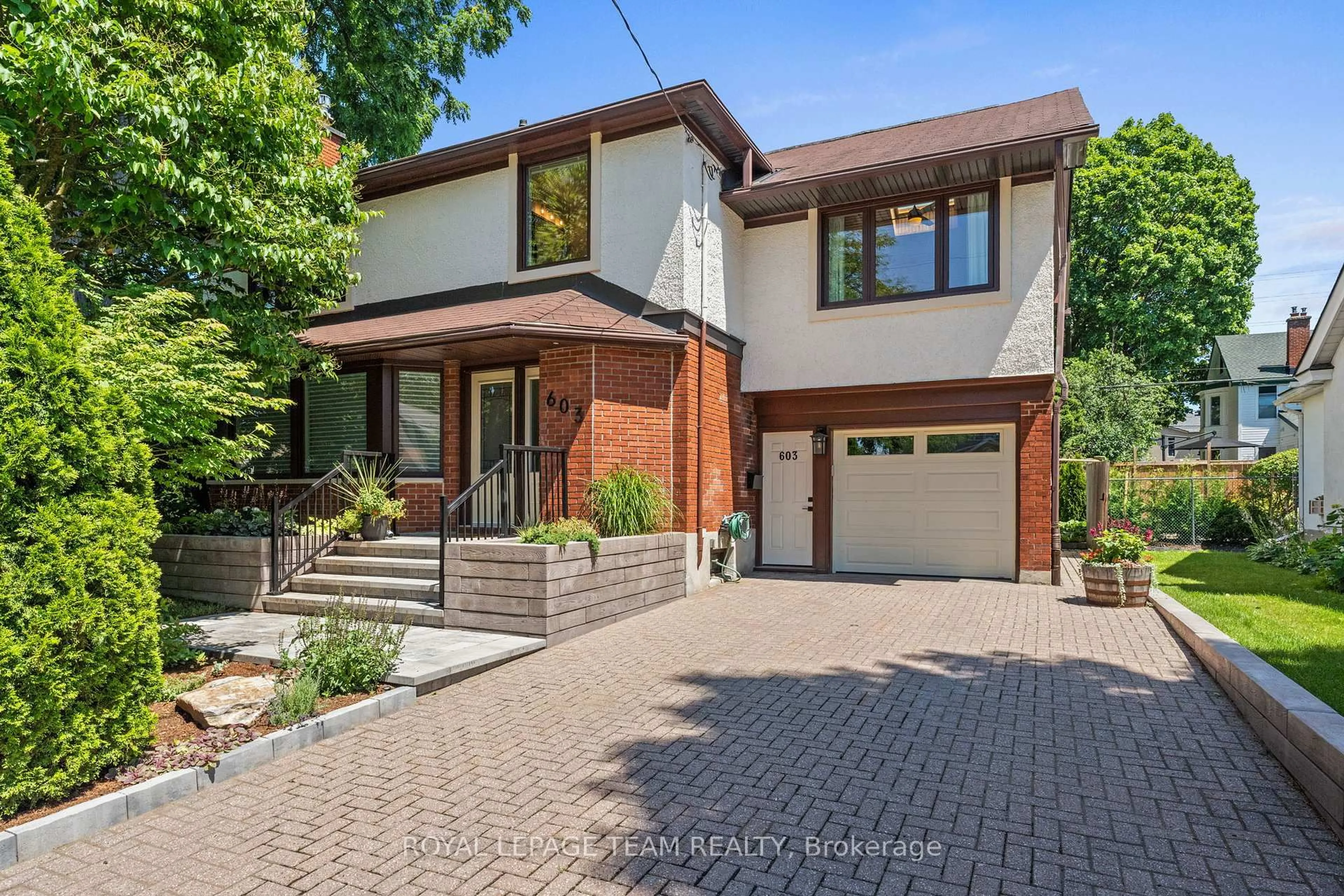 Home with brick exterior material, street for 603 Edison Ave, Ottawa Ontario K2A 1V6