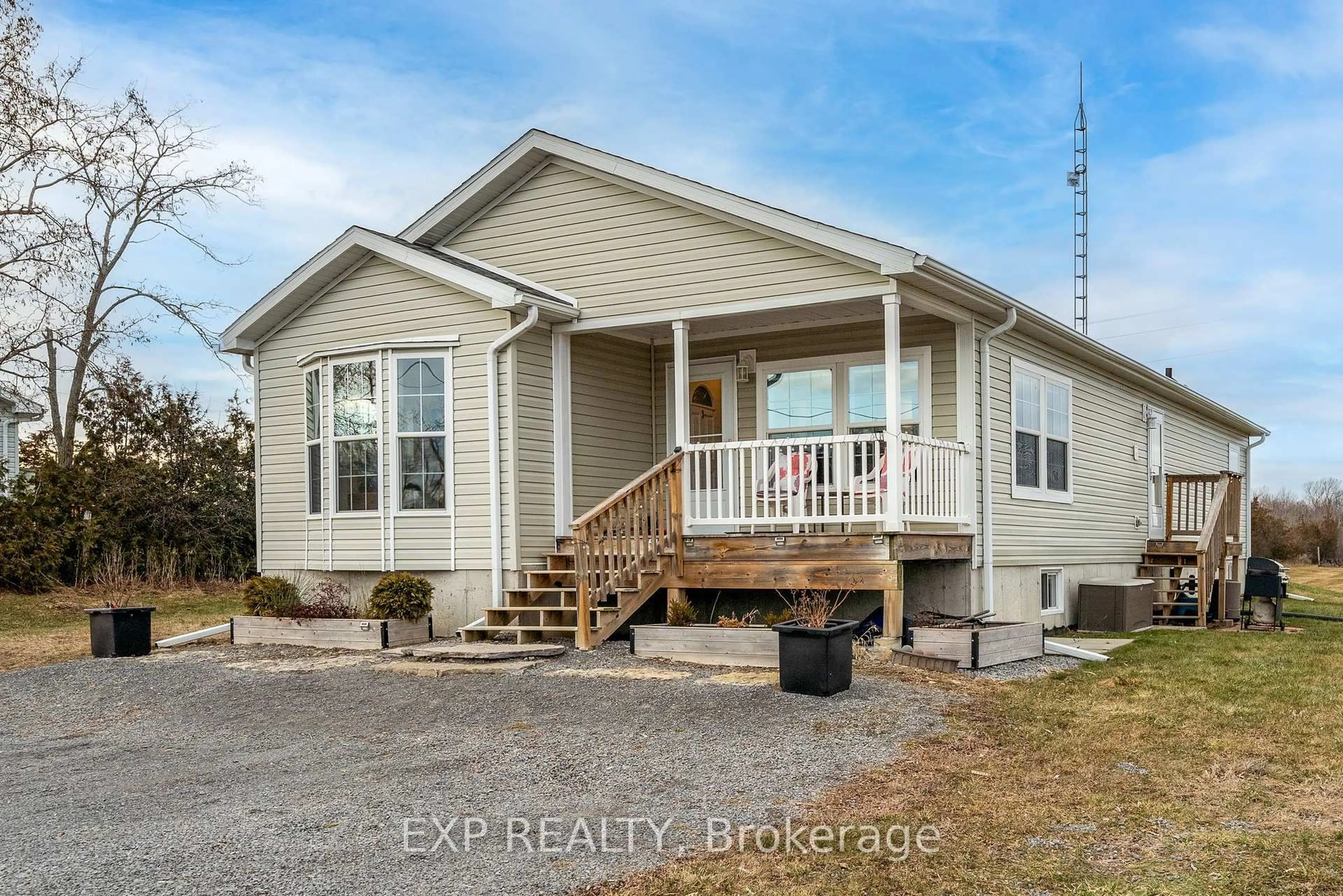 Home with vinyl exterior material, water/lake/river/ocean view for 3589 County Road 8, Prince Edward County Ontario K0K 2T0