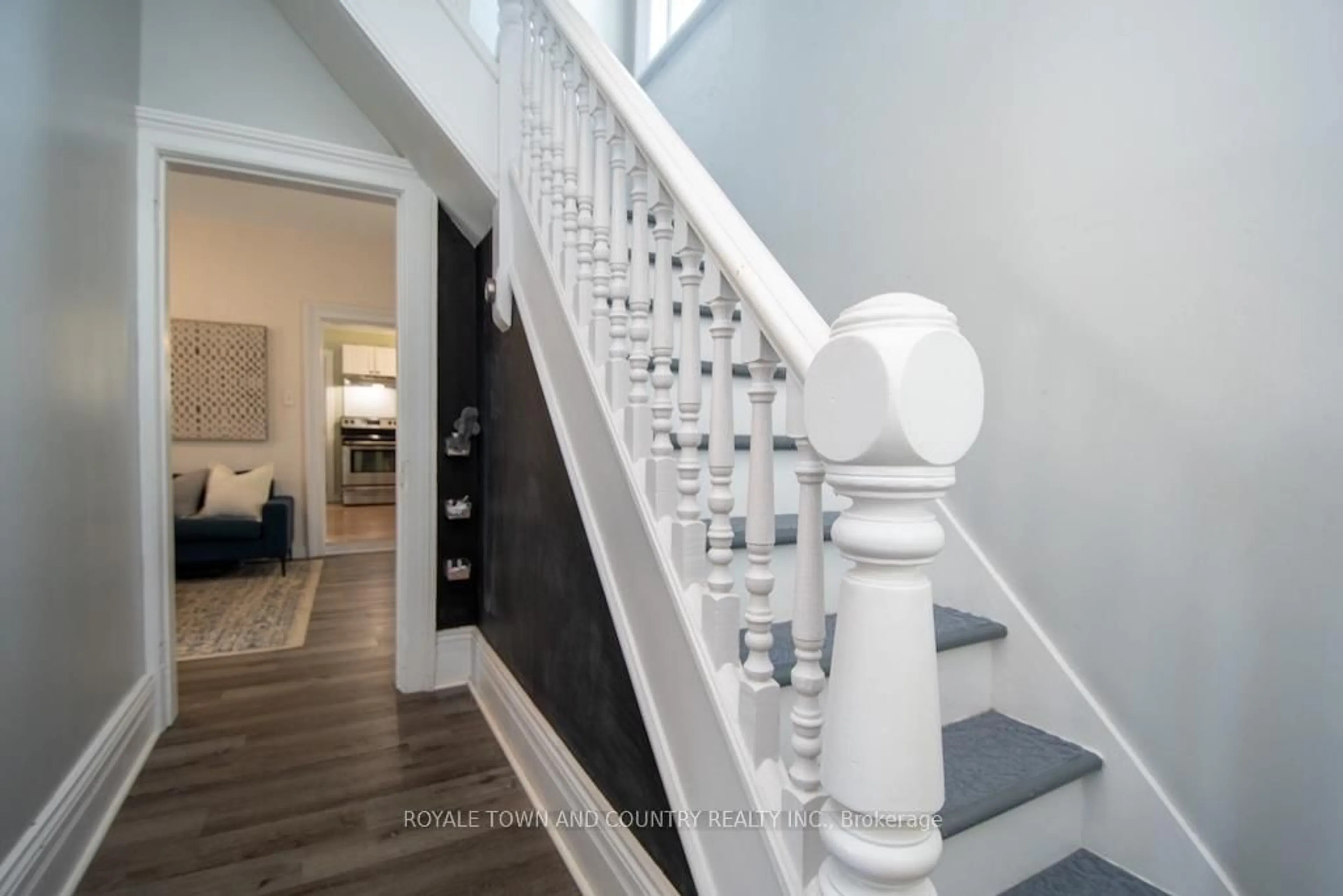 Stairs for 38 St Patrick St, Kawartha Lakes Ontario K9V 1R3