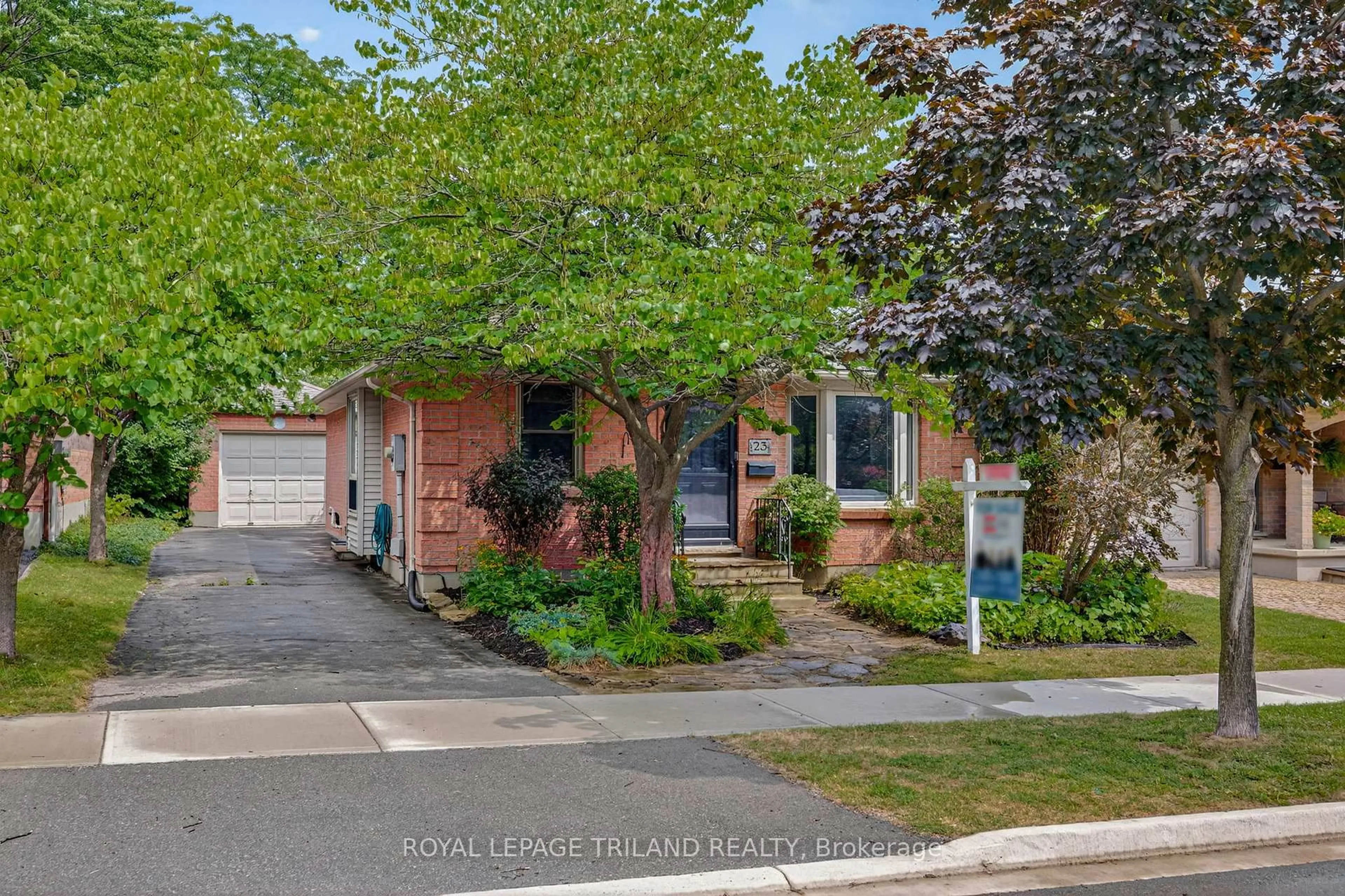 Home with brick exterior material, street for 23 Dundee Crt, London South Ontario N6C 5E4