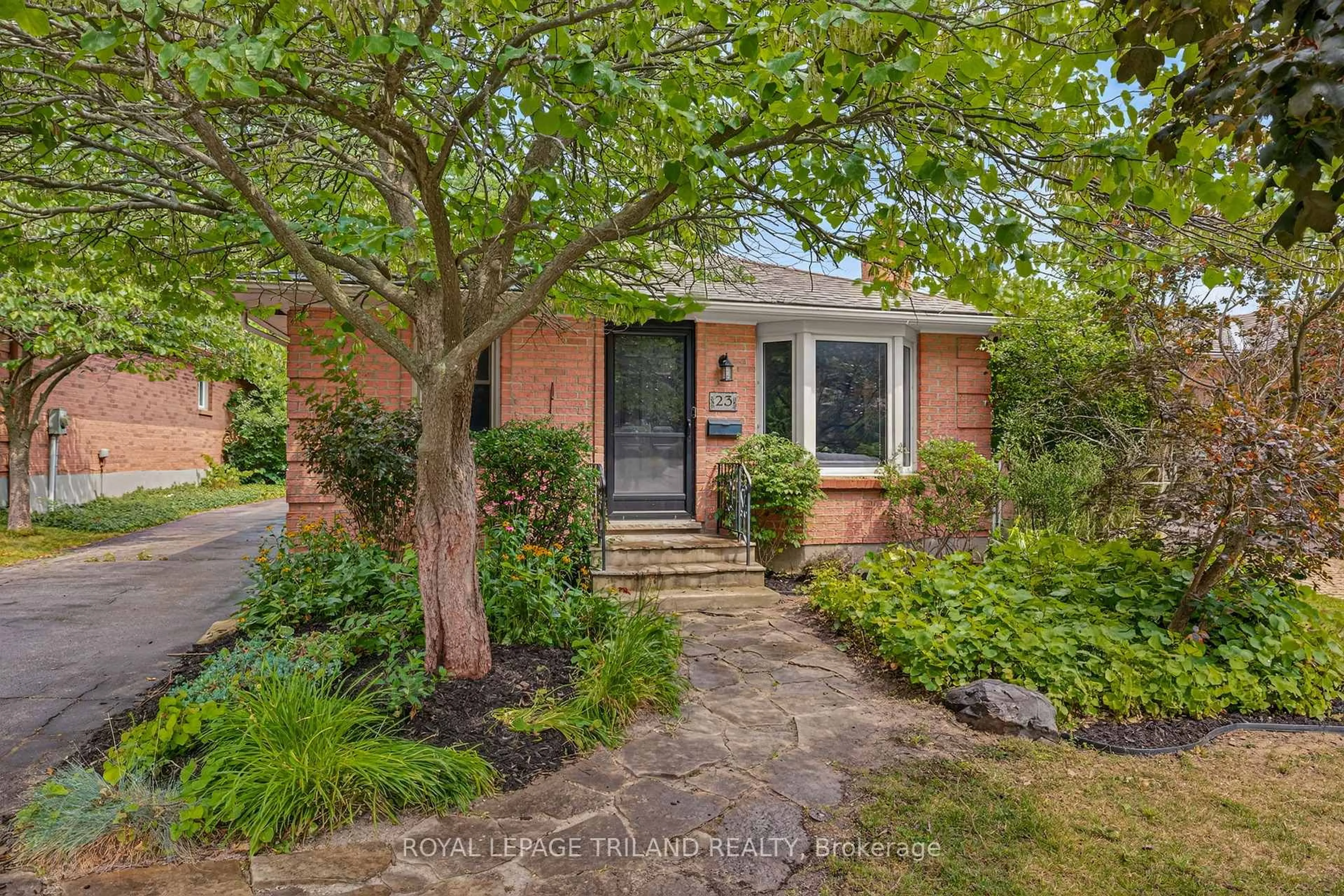 Home with brick exterior material, street for 23 Dundee Crt, London South Ontario N6C 5E4