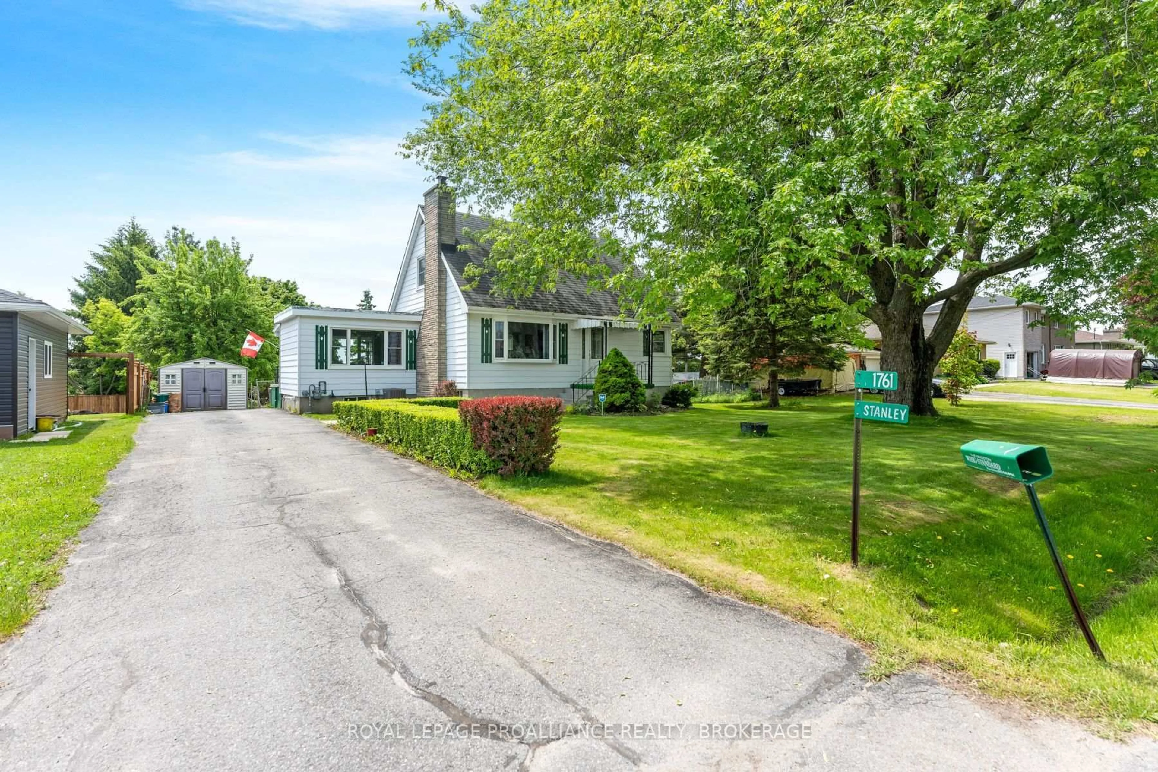 Unknown for 1761 Floyd Ave, Kingston Ontario K7L 4V4