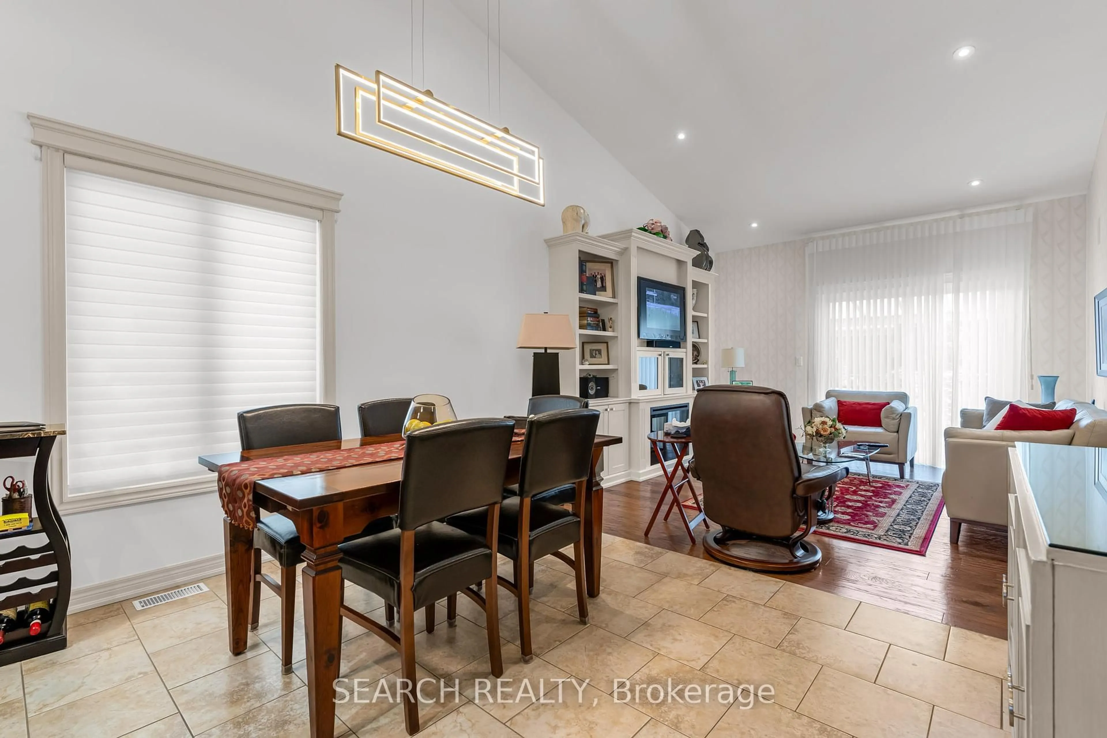 Dining room, unknown for 54 VIDEL Cres, St. Catharines Ontario L2S 2R4