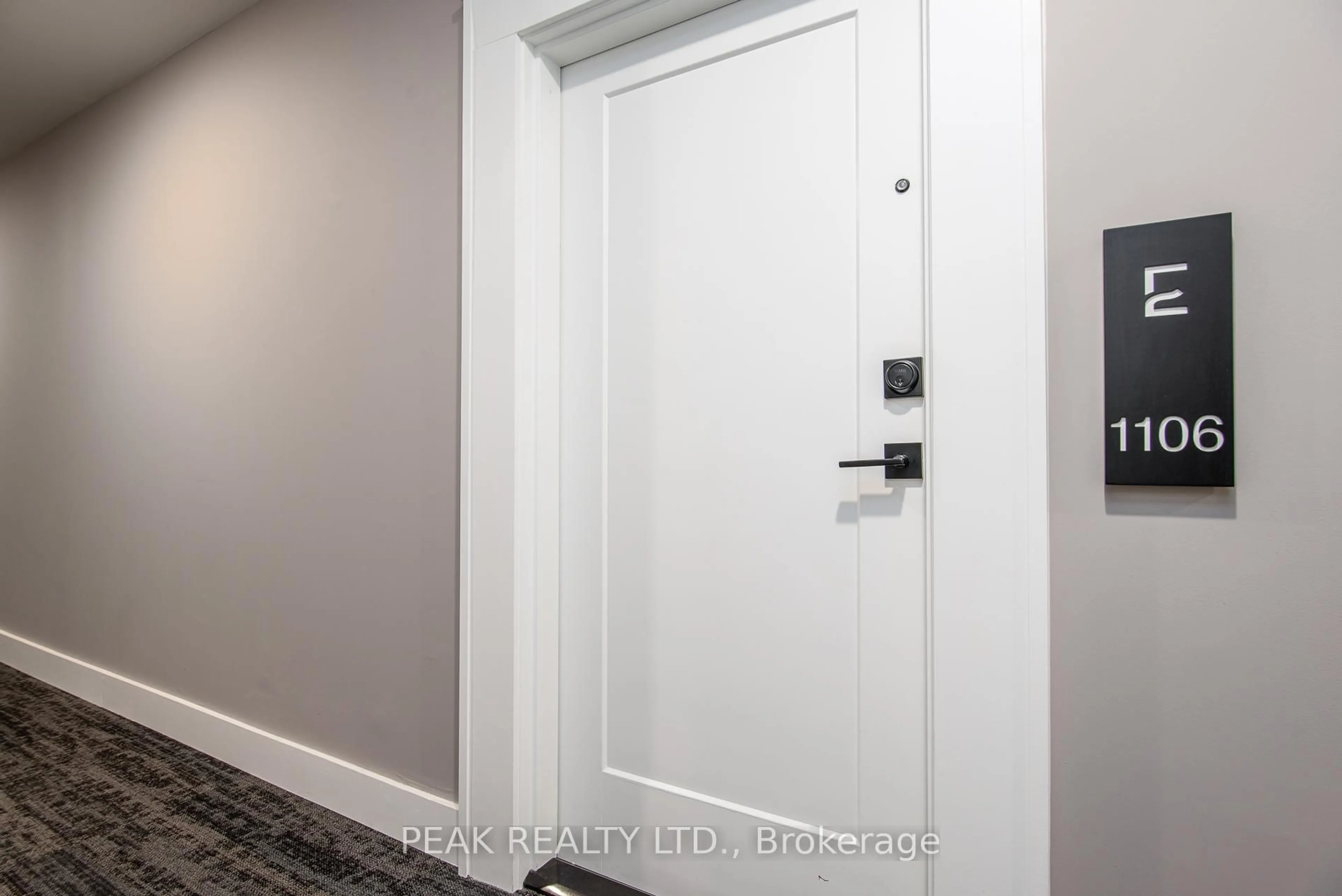 Indoor entryway for 71 Wyndham St #1106, Guelph Ontario N1E 5R3