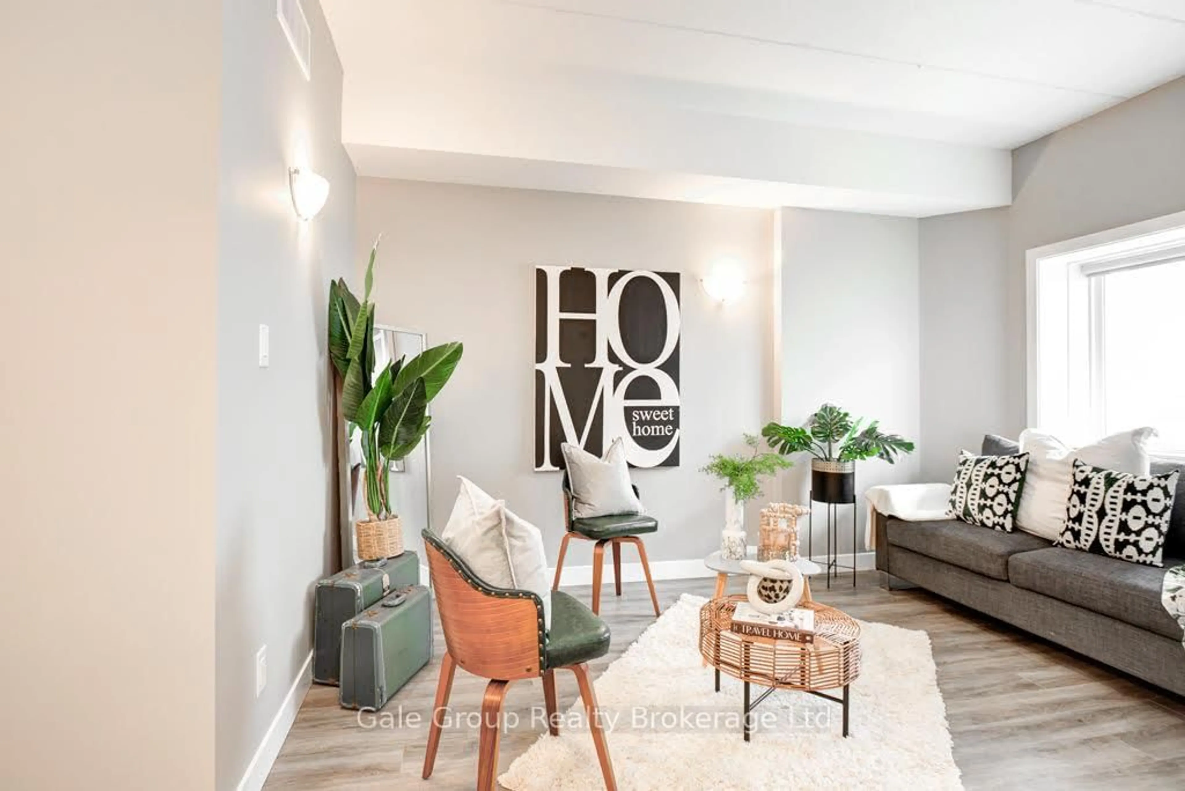 Living room with furniture, unknown for 439 Athlone Ave, Woodstock Ontario N4V 0C8