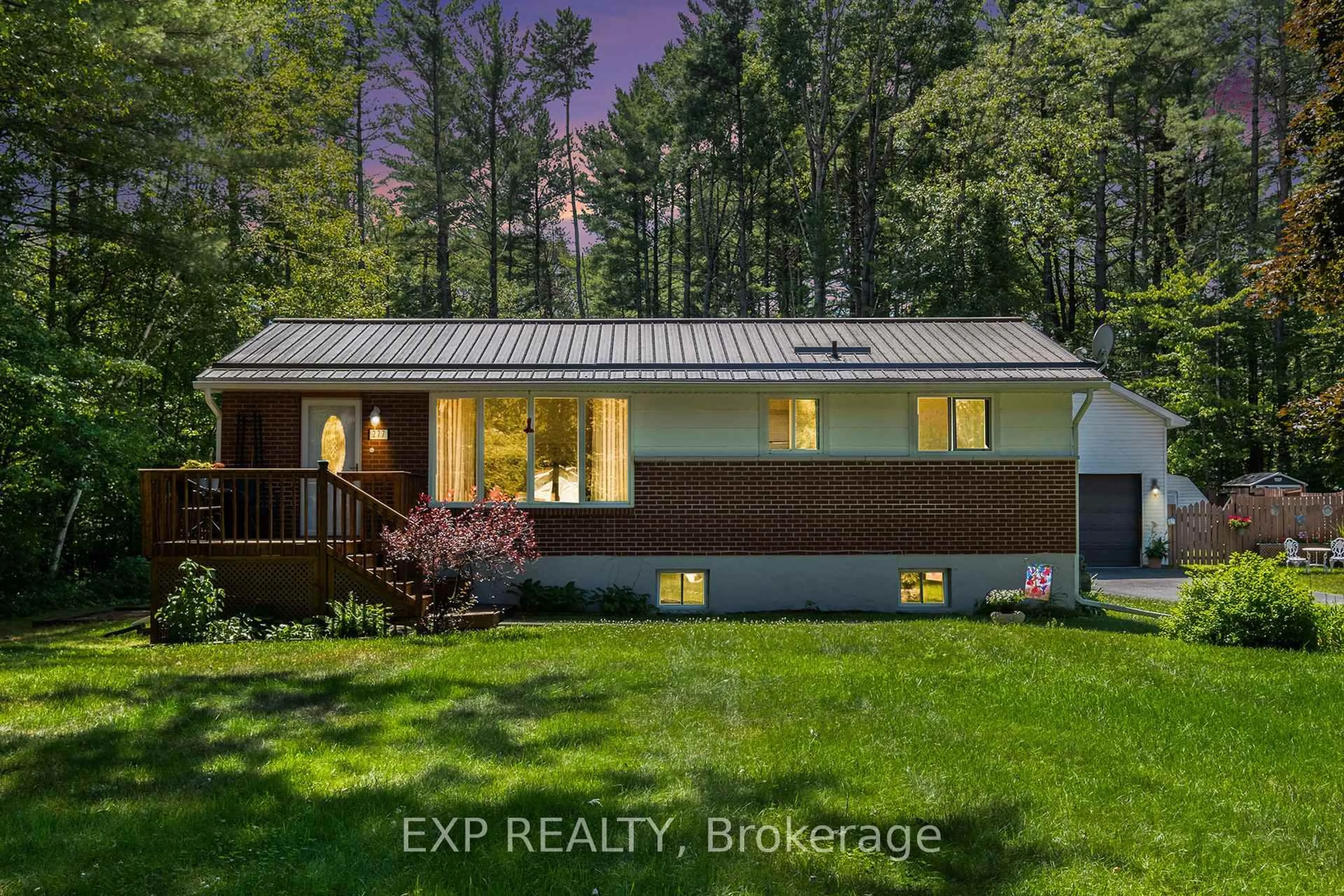 Home with vinyl exterior material, unknown for 277 Allbirch Rd, Ottawa Ontario K0A 3M0