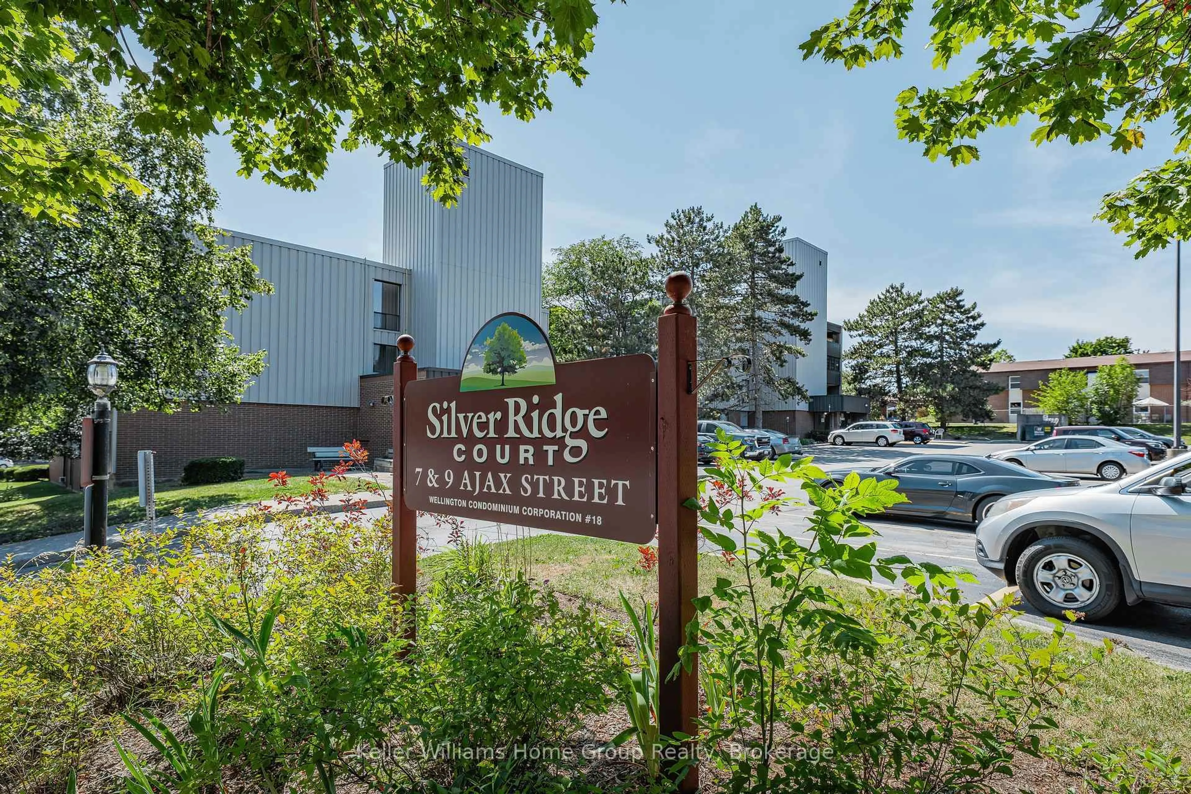 Unknown for 9 Ajax St #204, Guelph Ontario N1H 2A9