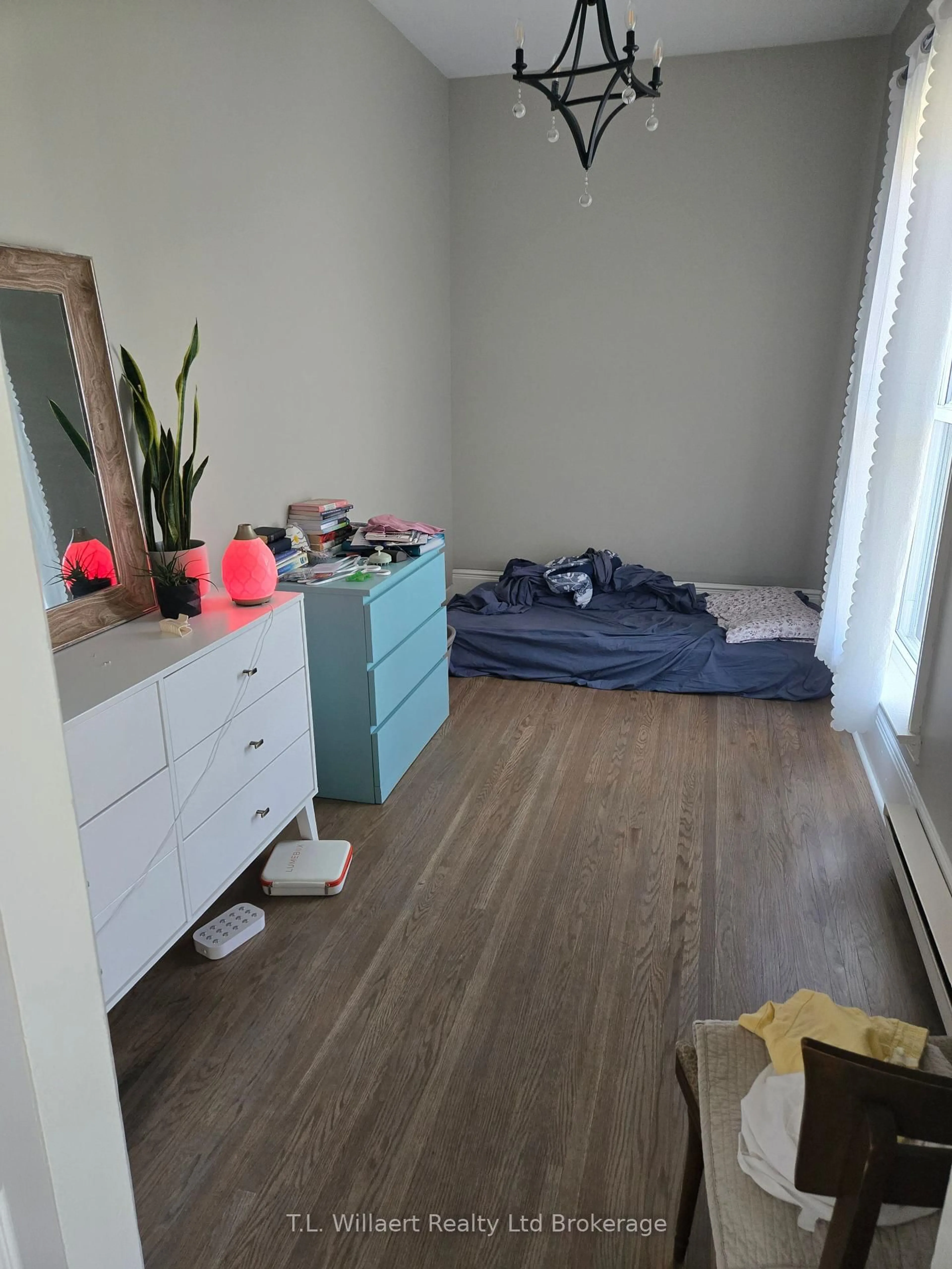 A pic of a room for 14 Rutherford Ave, Aylmer Ontario N5H 2N6