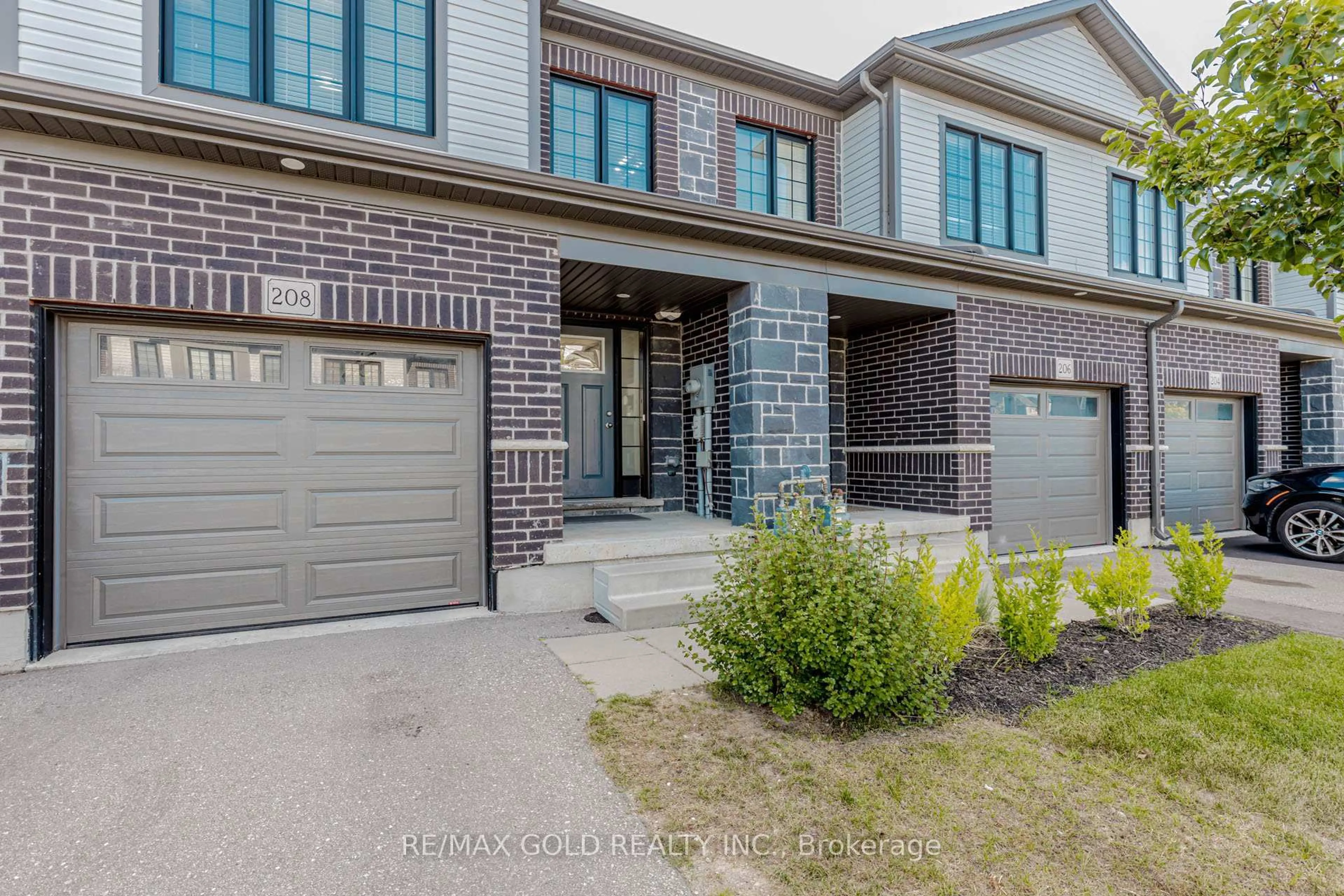 Home with brick exterior material, street for 208 Woodmeadow Crt, Kitchener Ontario N2R 0P8