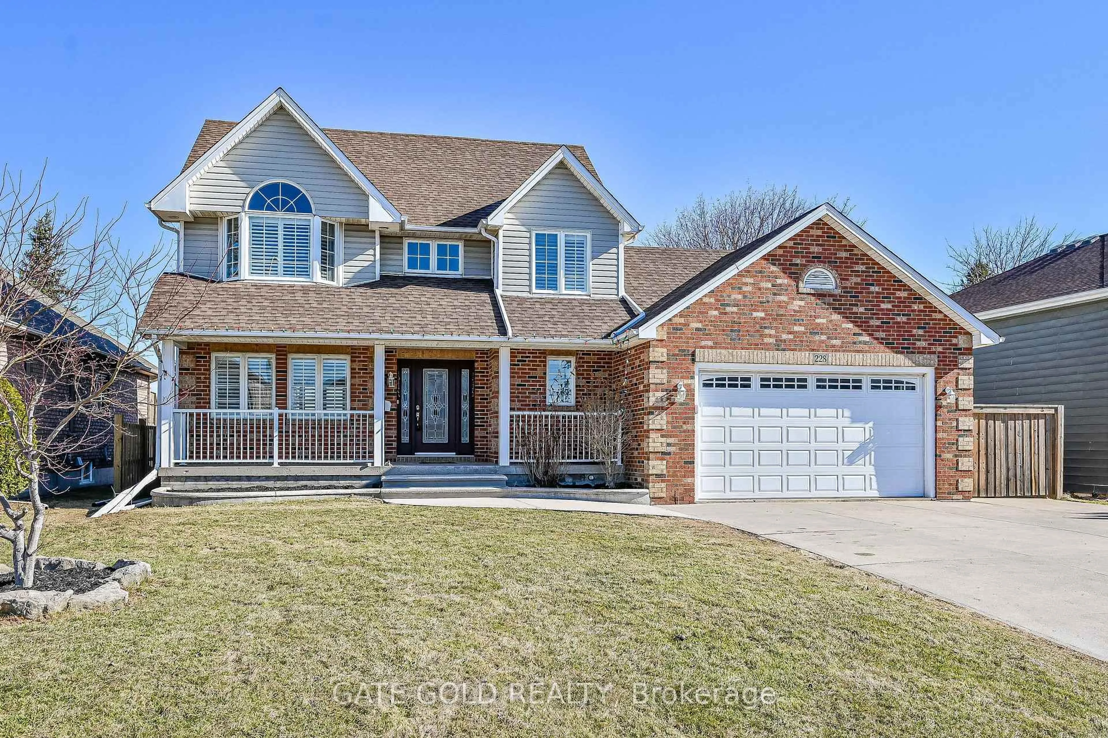 Home with brick exterior material, street for 228 Highland Rd, Hamilton Ontario L8J 3T7