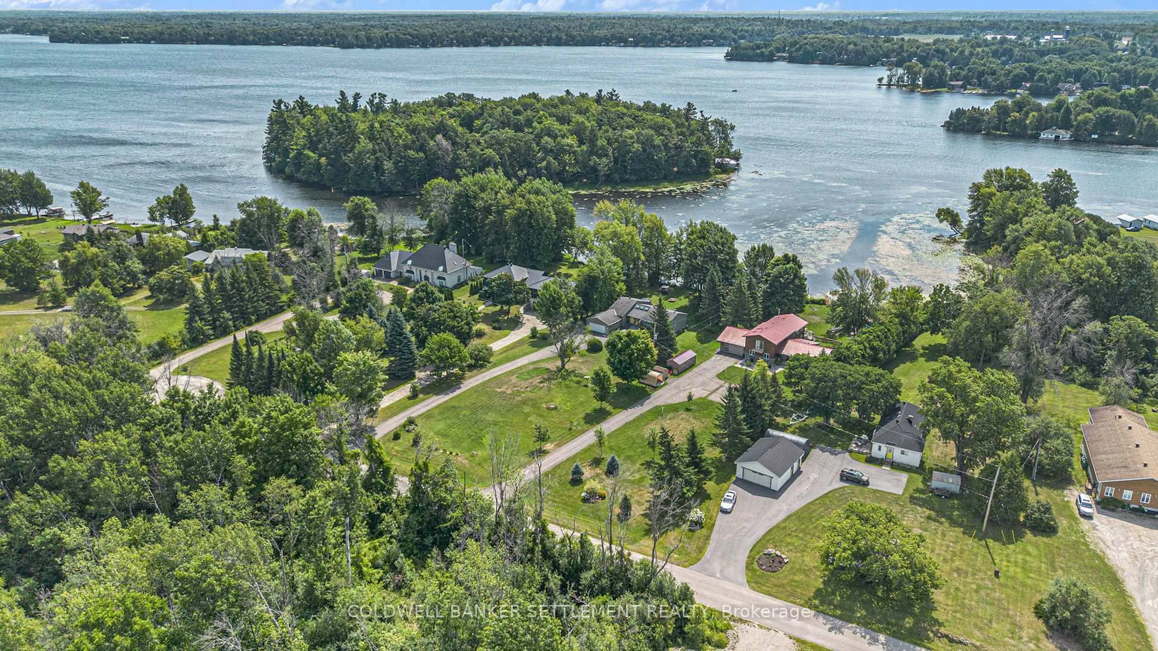A pic from outside/outdoor area/front of a property/back of a property/a pic from drone, water/lake/river/ocean view for 113 Rose Mac Dr, Rideau Ferry Ontario K0G 1W0