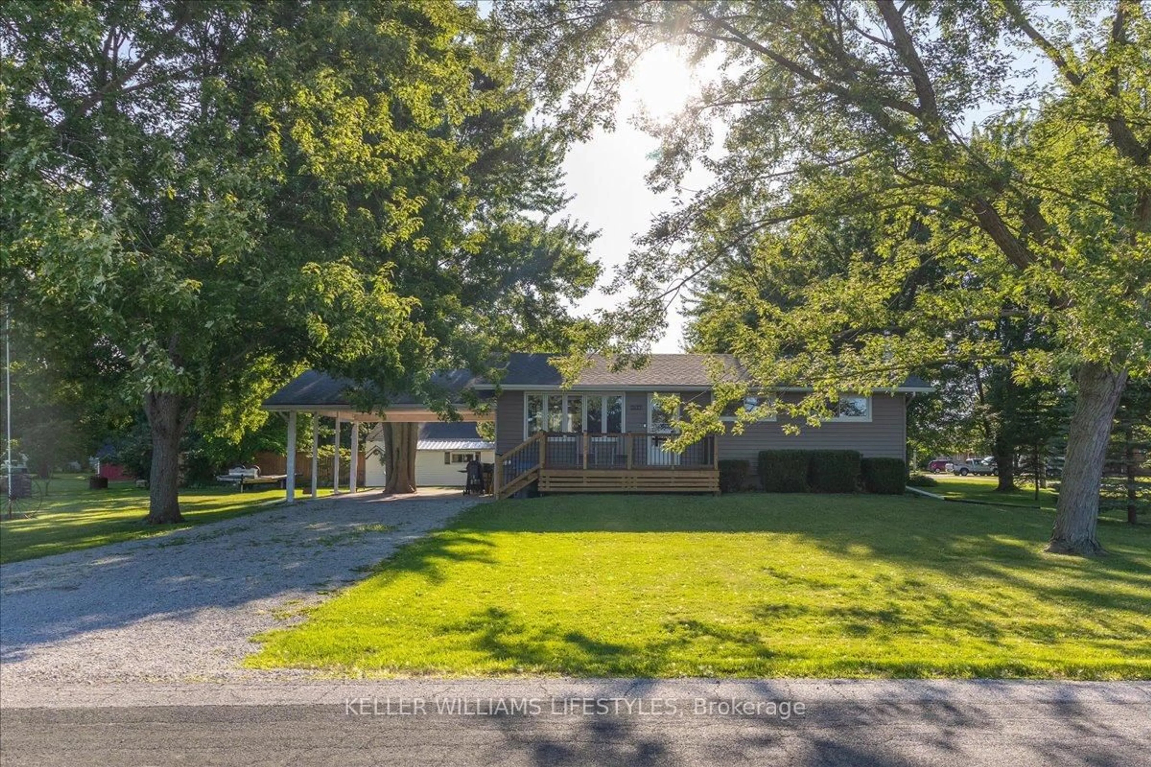 A pic from outside/outdoor area/front of a property/back of a property/a pic from drone, street for 2611 Gypsie Flatts Rd, Oil Springs Ontario N0N 1P0