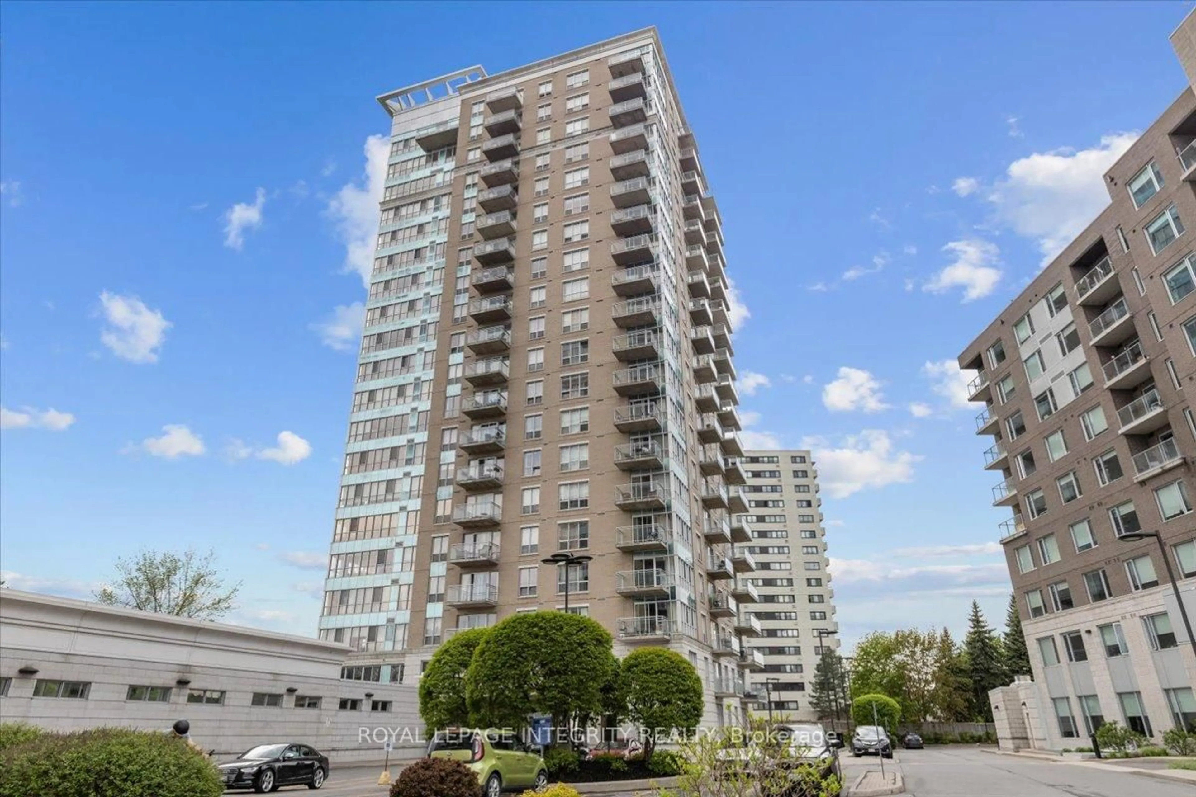 Unknown for 70 Landry St #1907, Ottawa Ontario K1L 0A8