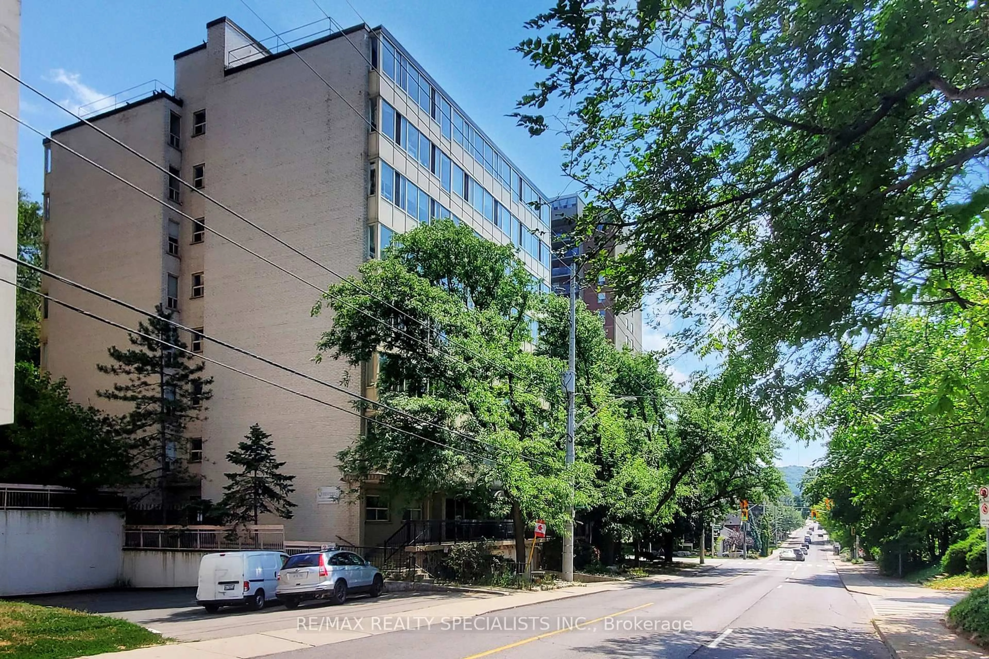 Unknown for 101 Queen St #406, Hamilton Ontario L8P 3R9