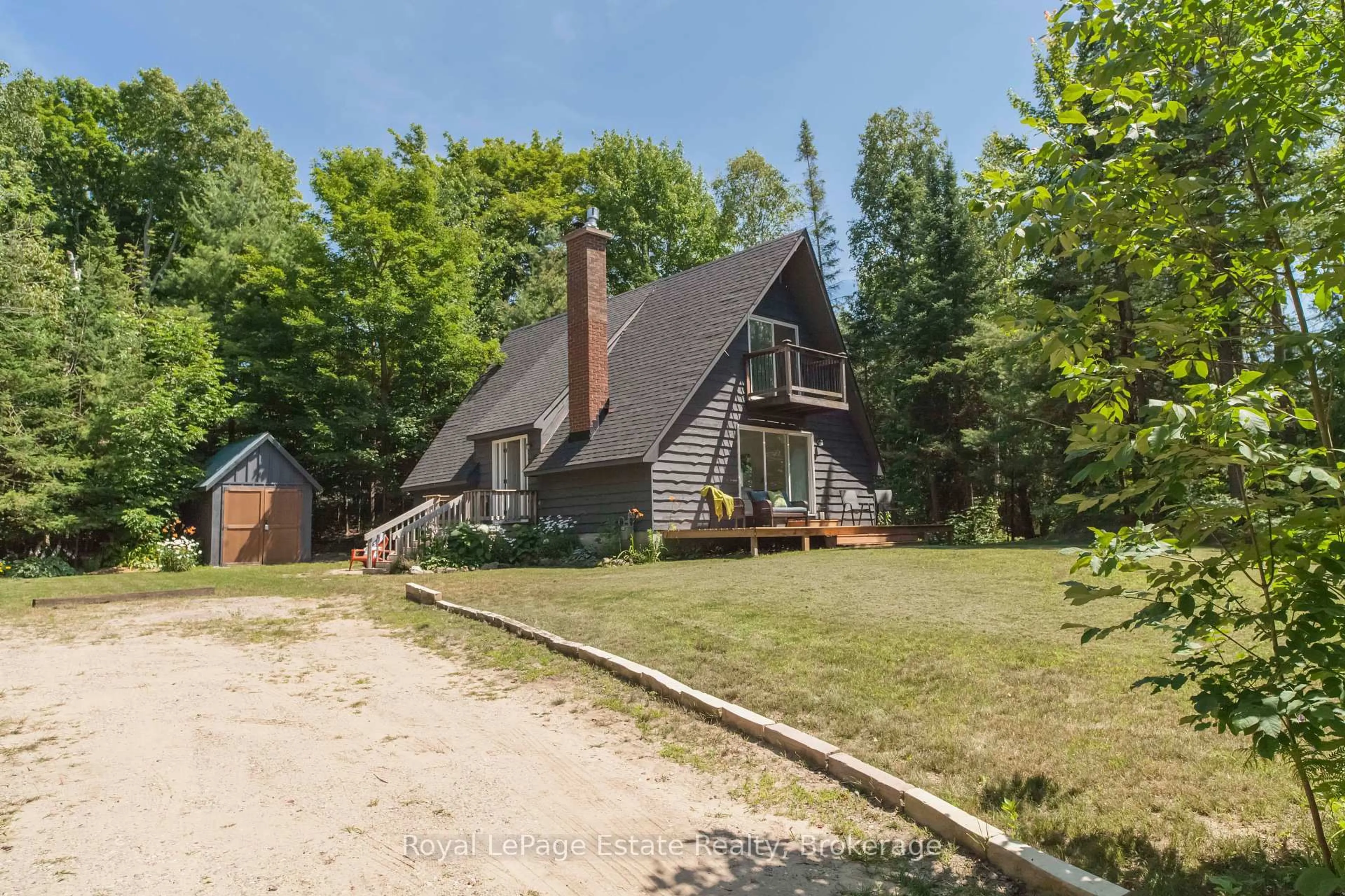 A pic from outside/outdoor area/front of a property/back of a property/a pic from drone, unknown for 431 Dufferin Ave, South Bruce Peninsula Ontario N0H 2G0