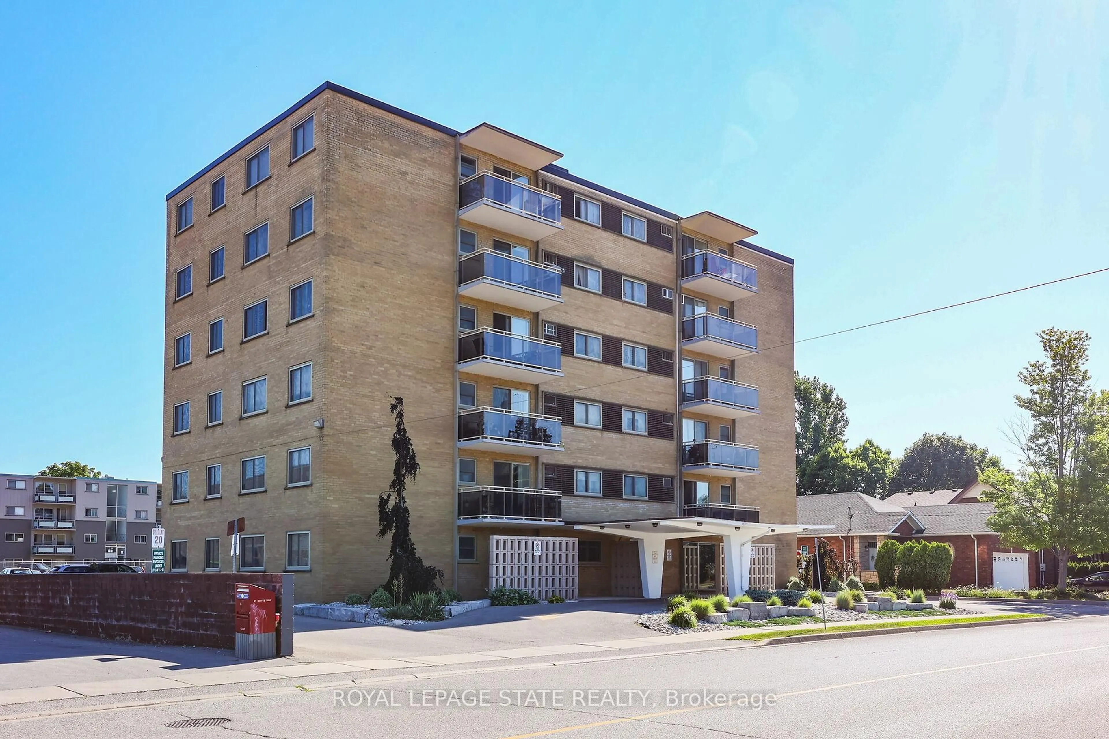 Unknown for 87 St George St #608, Brantford Ontario N3R 1V5