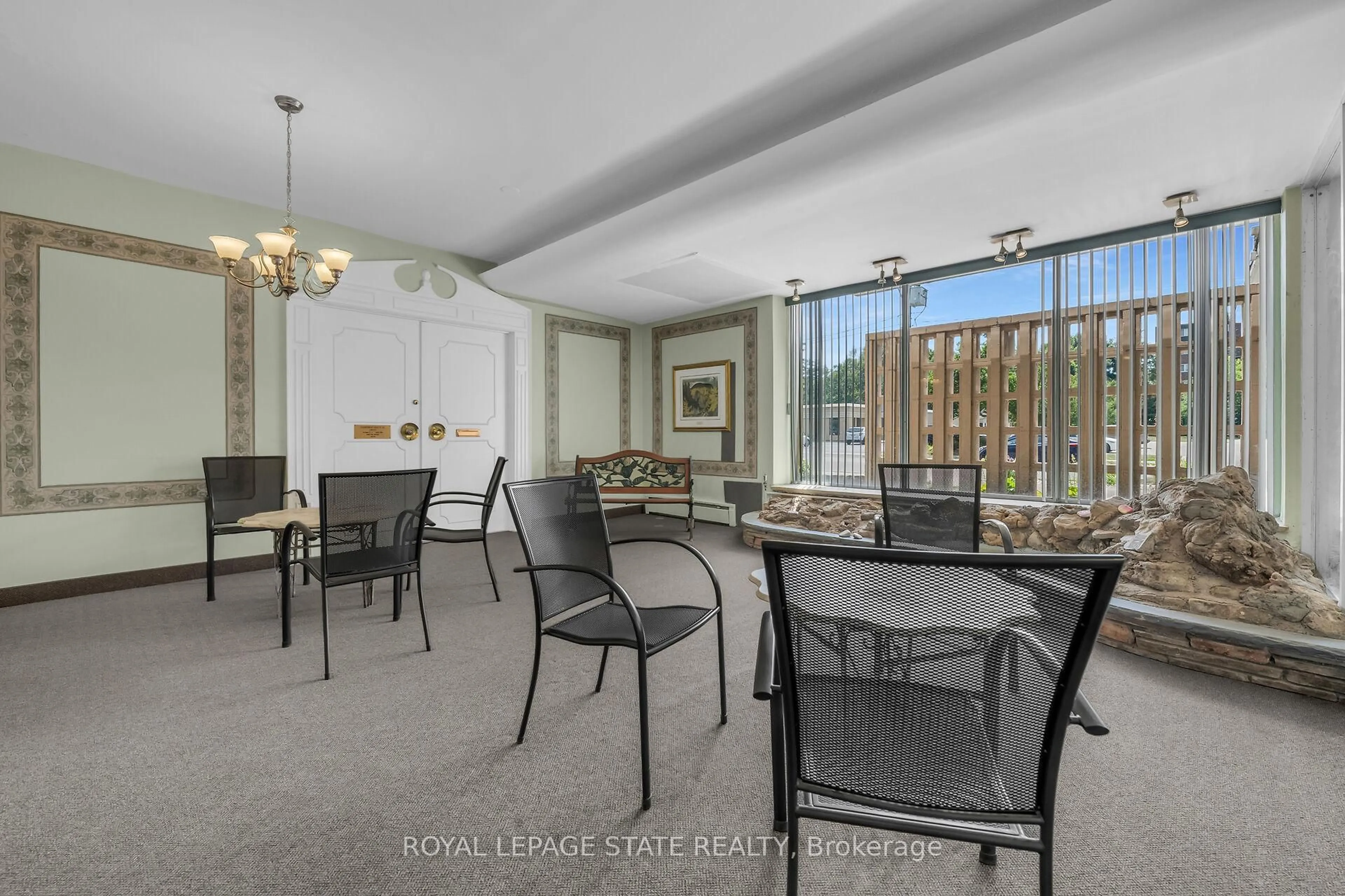 Dining room, unknown for 87 St George St #608, Brantford Ontario N3R 1V5