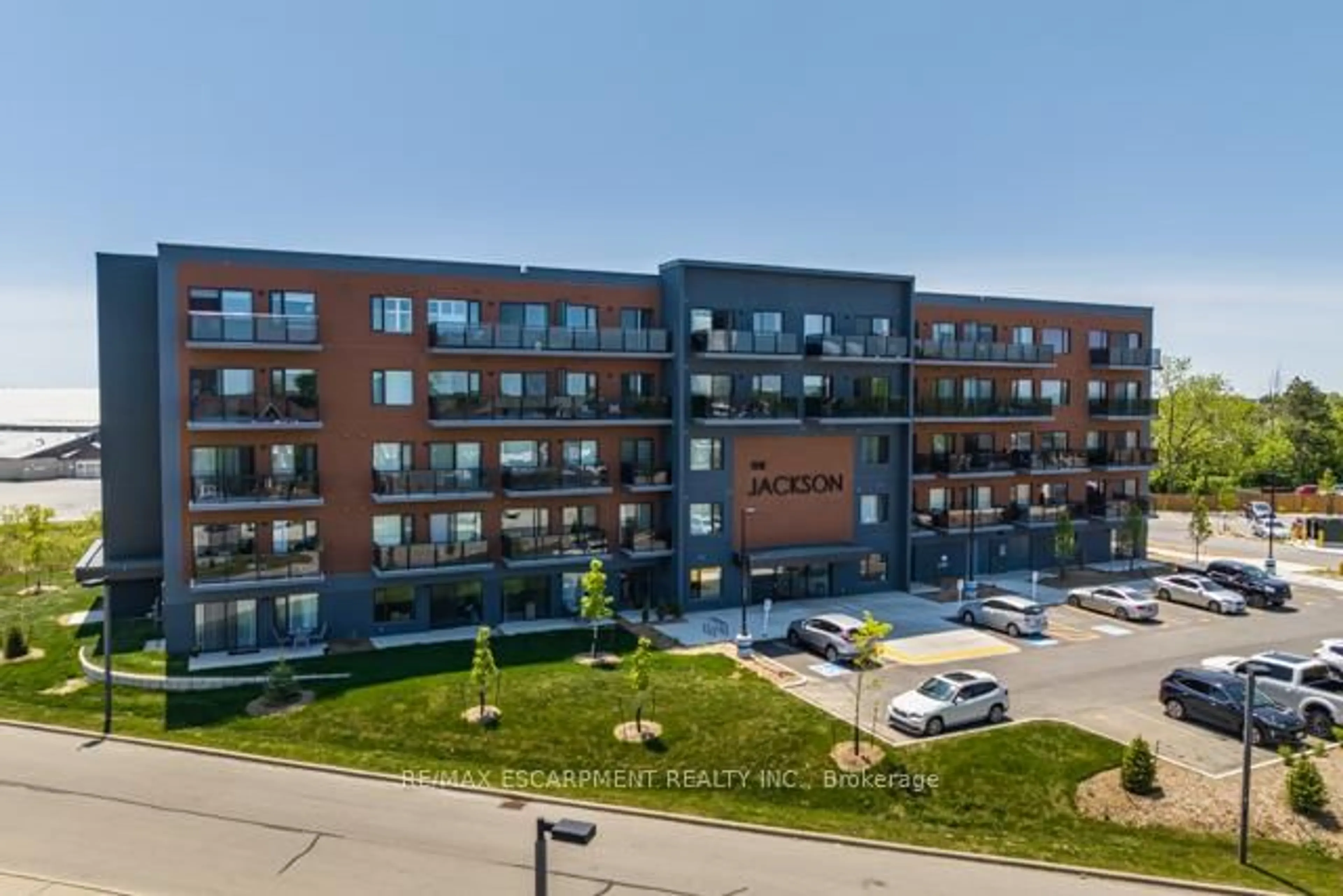 A pic from outside/outdoor area/front of a property/back of a property/a pic from drone, building for 64 Main St #204, Haldimand Ontario N0A 1H0