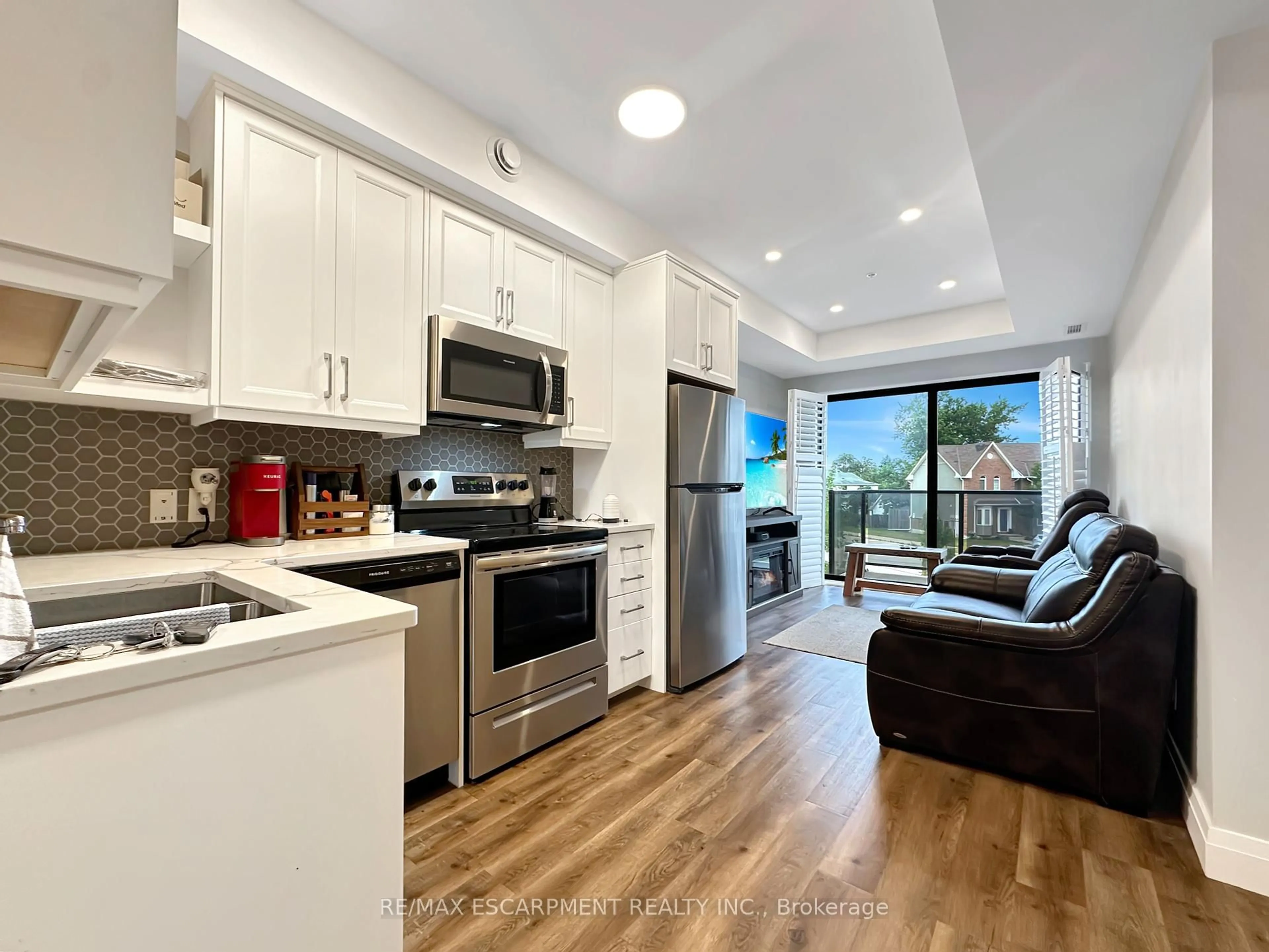 Open concept kitchen, unknown for 64 Main St #204, Haldimand Ontario N0A 1H0