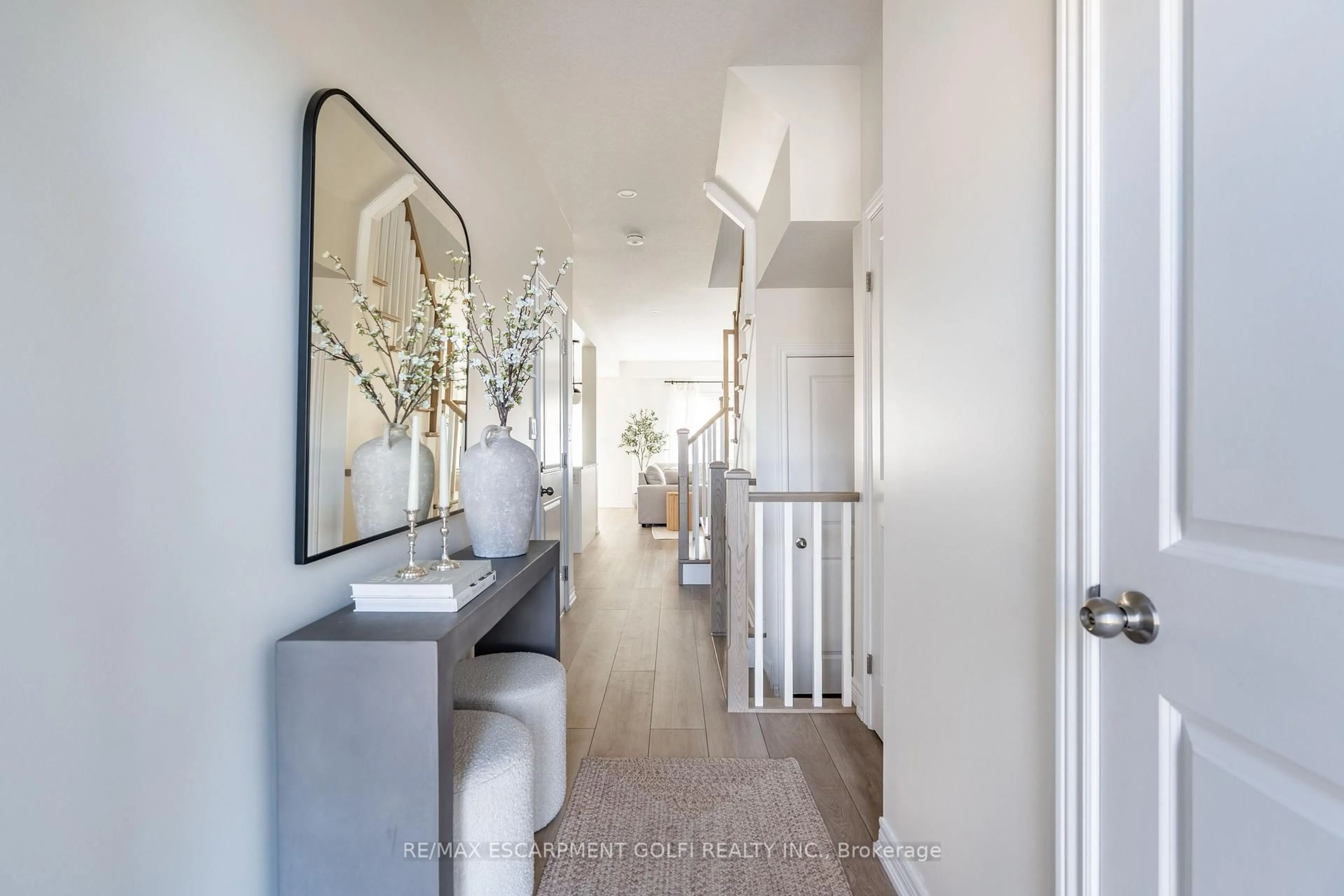 Indoor entryway for 23 Beasley Grve, Hamilton Ontario L9K 0J7