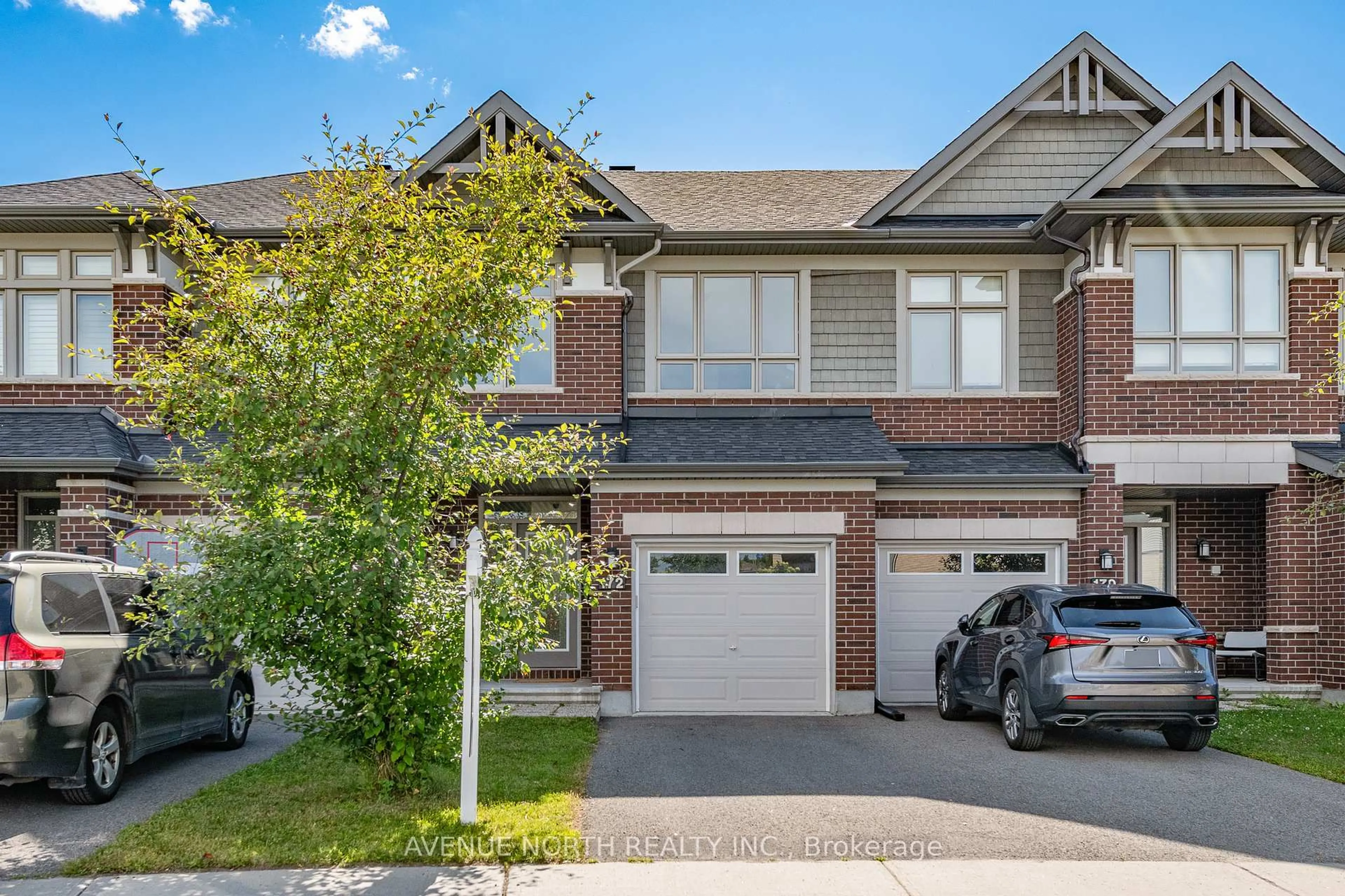 Home with brick exterior material, street for 172 Larimar Circ, Ottawa Ontario K1X 0B6