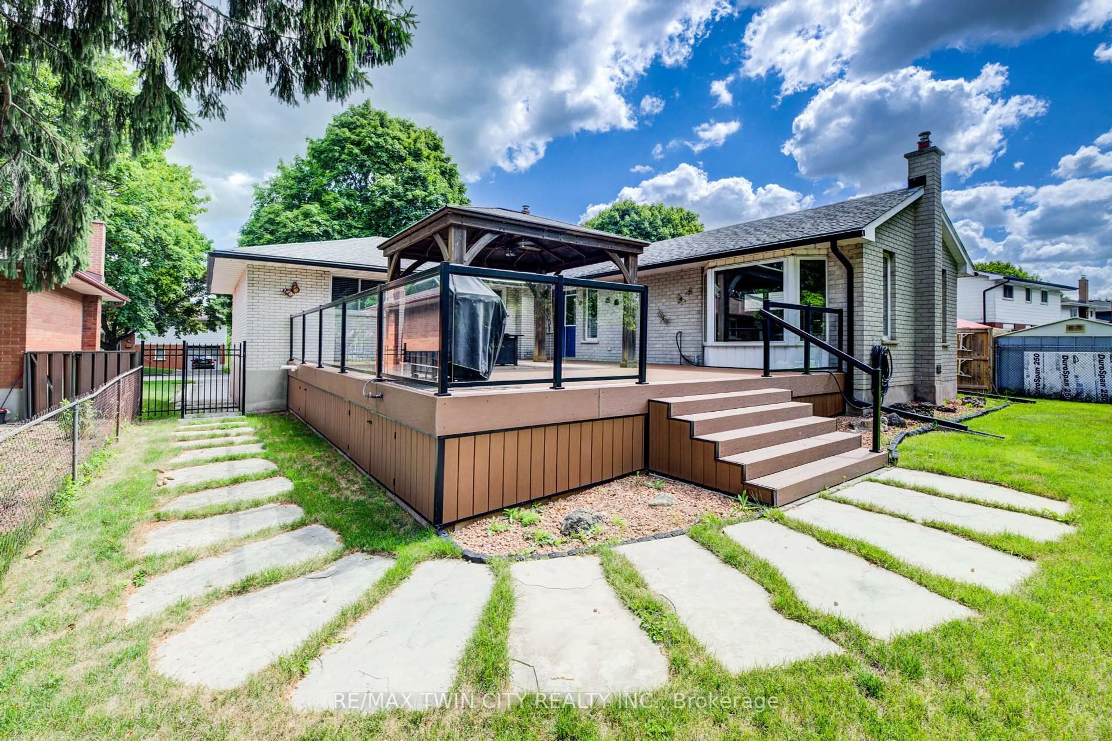 Patio, street for 28 Elmhurst Cres, Guelph Ontario N1H 6C7