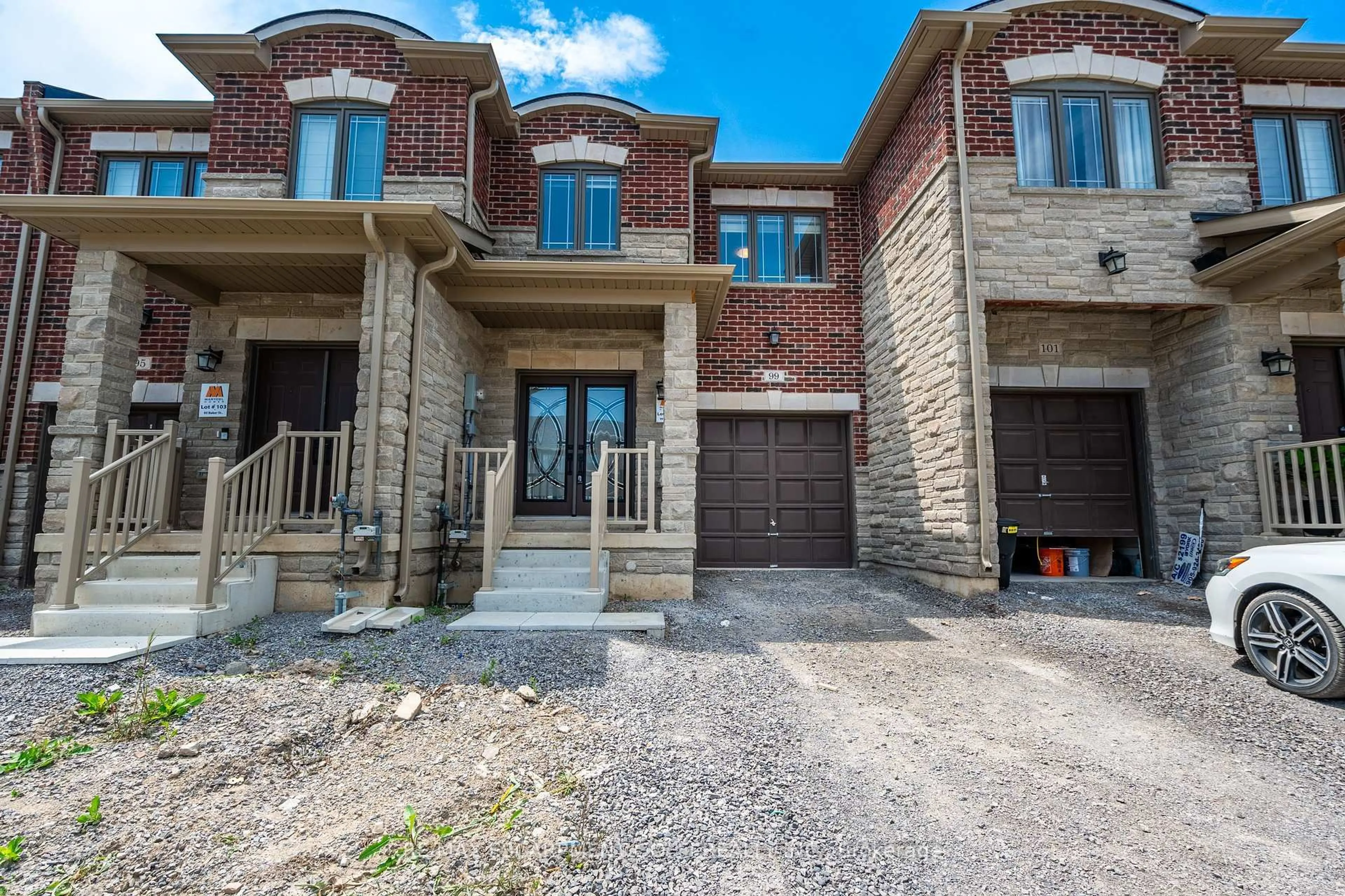 Home with brick exterior material, street for 99 Baker St, Thorold Ontario L2V 3P4