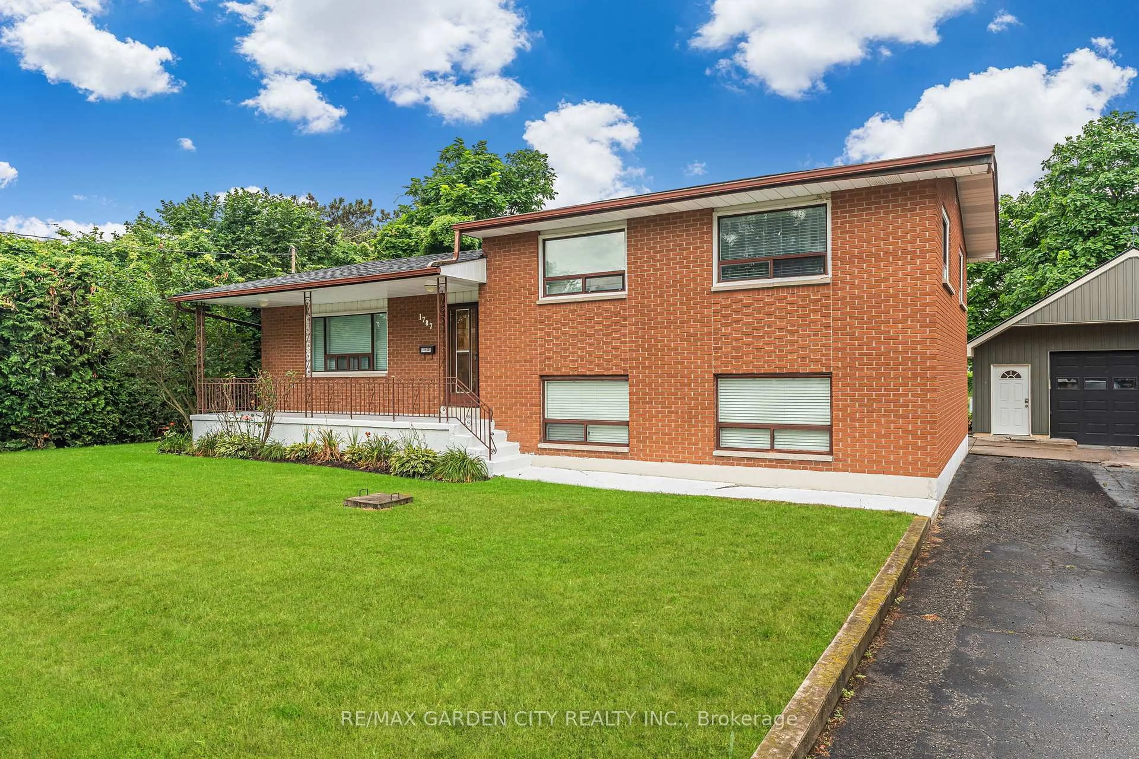 Home with brick exterior material, street for 1787 Third St, St. Catharines Ontario L2R 6P9