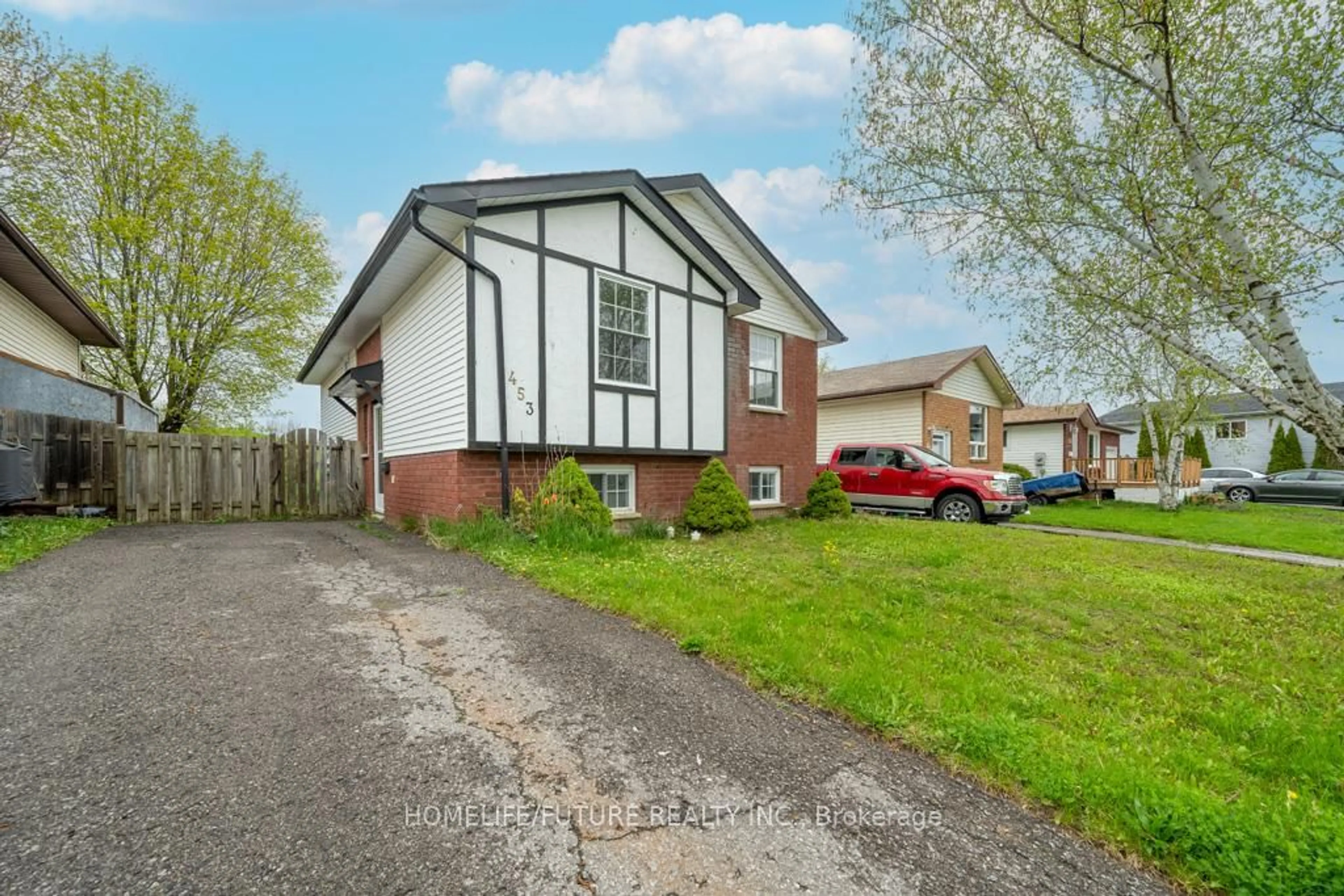 Unknown for 453 Crystal Dr, Peterborough South Ontario K9J 8L3