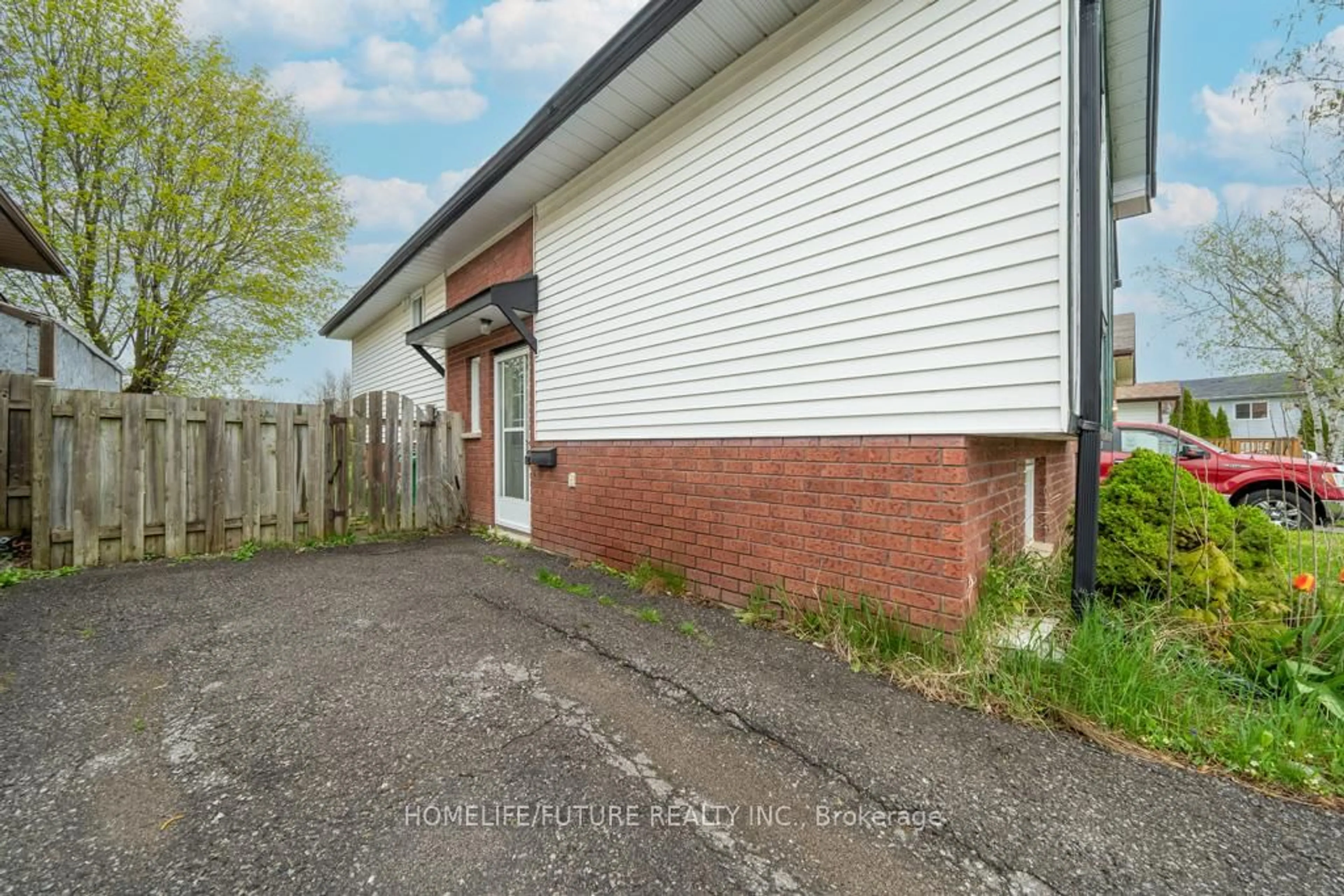 A pic from outside/outdoor area/front of a property/back of a property/a pic from drone, building for 453 Crystal Dr, Peterborough South Ontario K9J 8L3