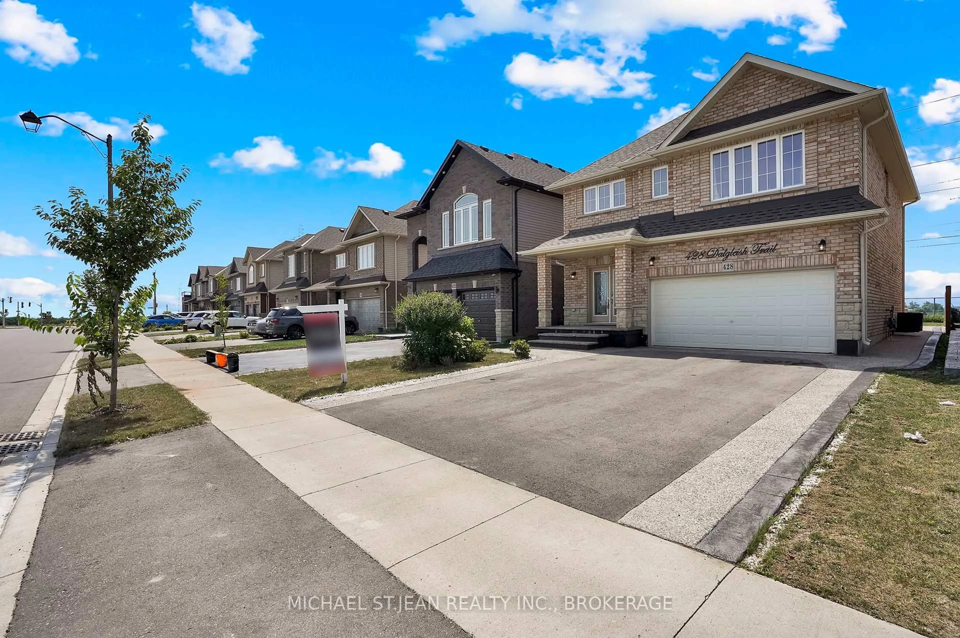 A pic from outside/outdoor area/front of a property/back of a property/a pic from drone, street for 428 Dalgleish Tr, Hamilton Ontario L0R 1P0