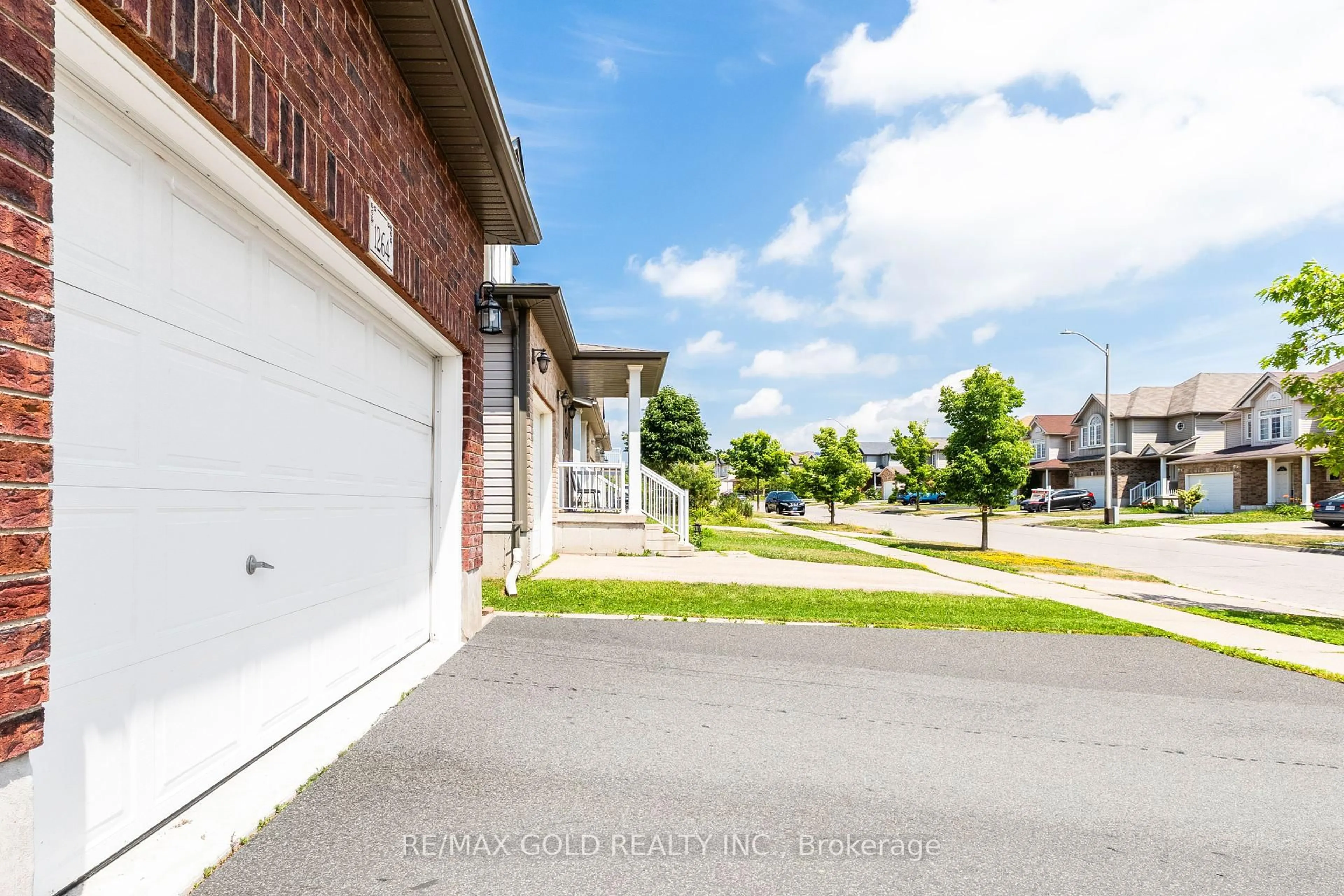 Unknown for 1264 Countrystone Dr, Kitchener Ontario N2N 3S4