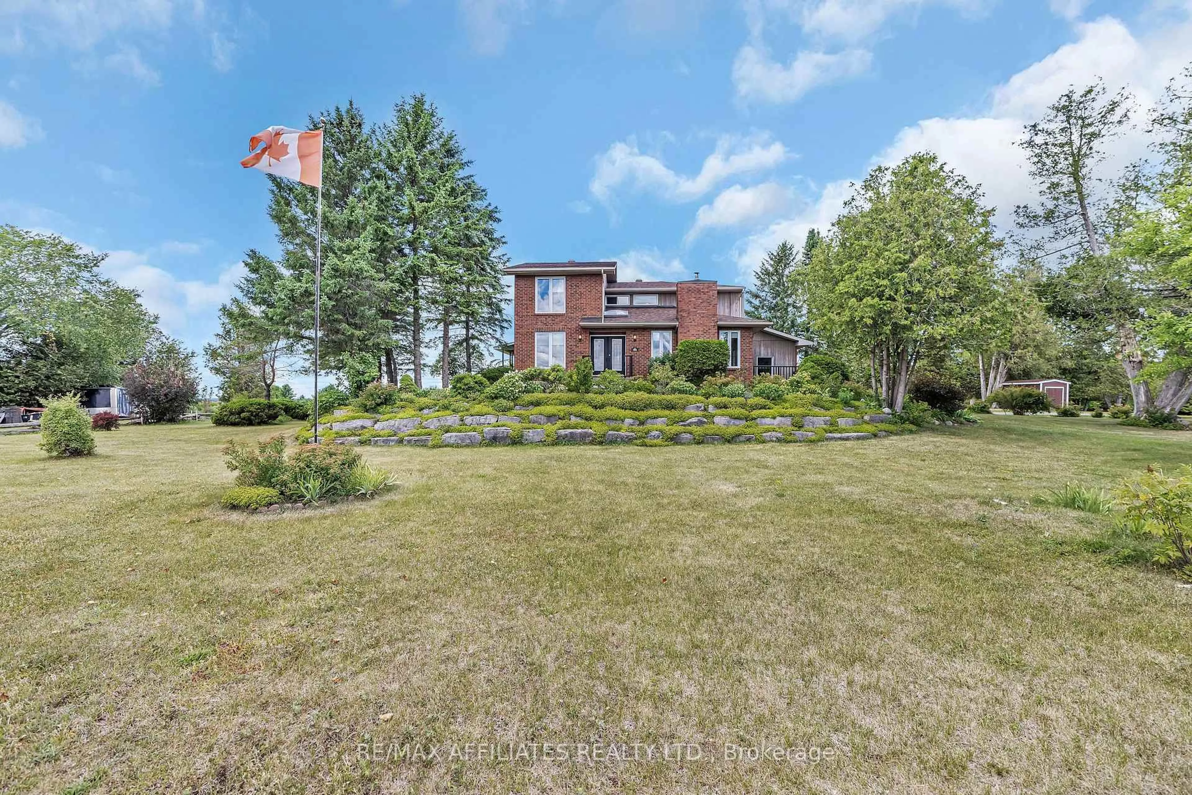 A pic from outside/outdoor area/front of a property/back of a property/a pic from drone, unknown for 101 Carterfarm Cres, Carp Ontario K0A 1L0