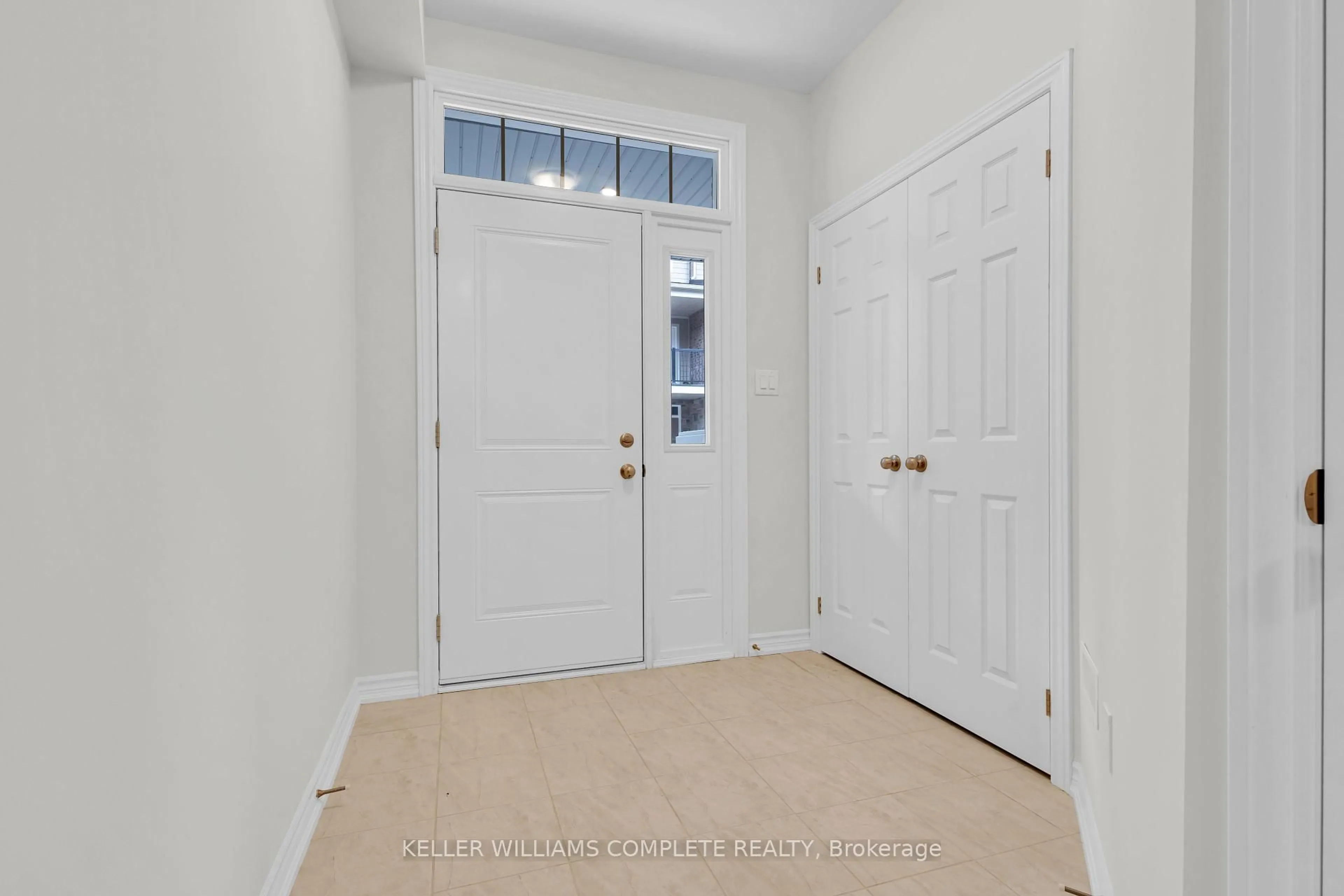 Indoor entryway for 677 Park Rd #147, Brantford Ontario N3R 0C2
