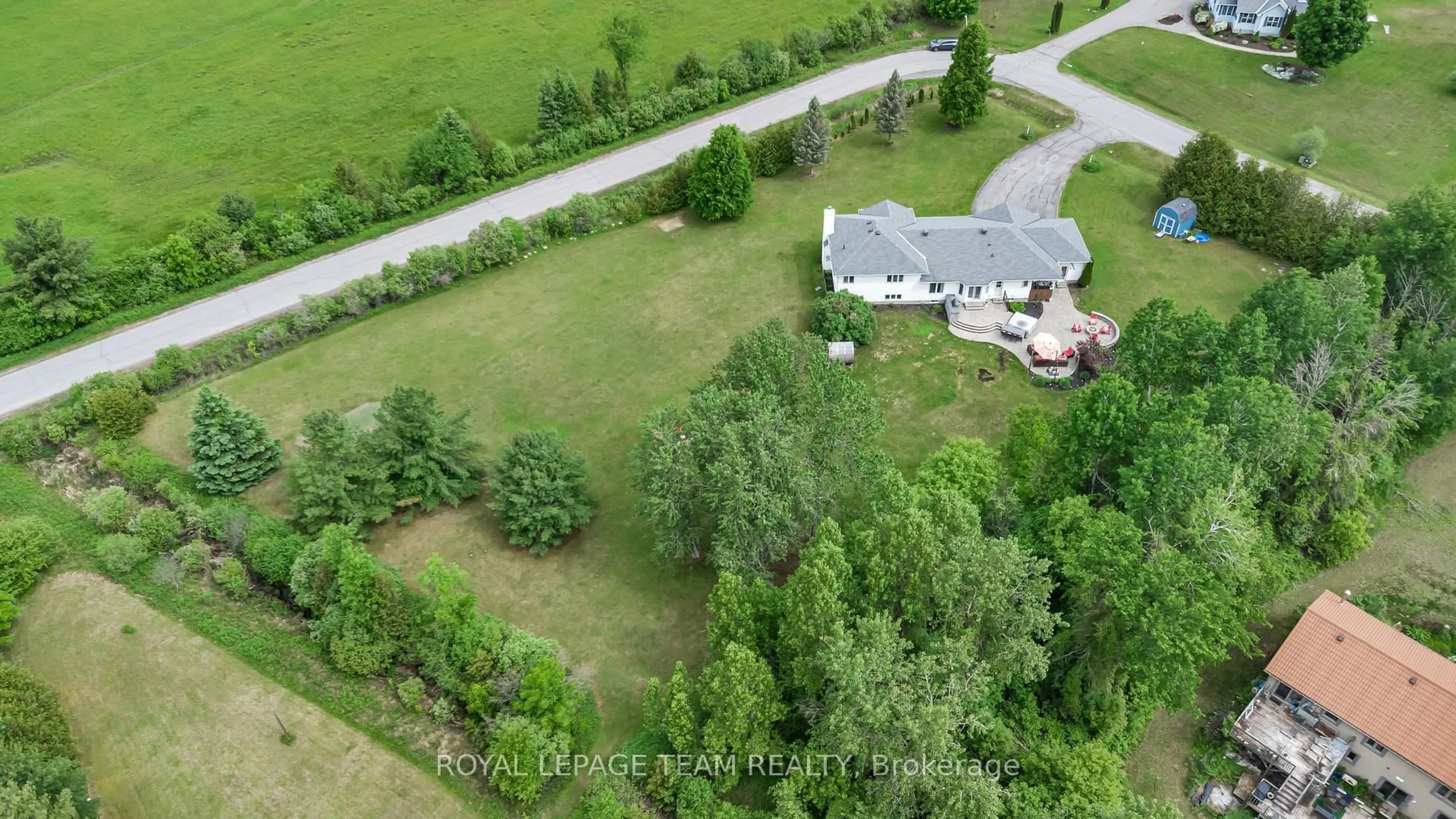 A pic from outside/outdoor area/front of a property/back of a property/a pic from drone, unknown for 118 Rushing Brook Dr, Carp Ontario K0A 1L0